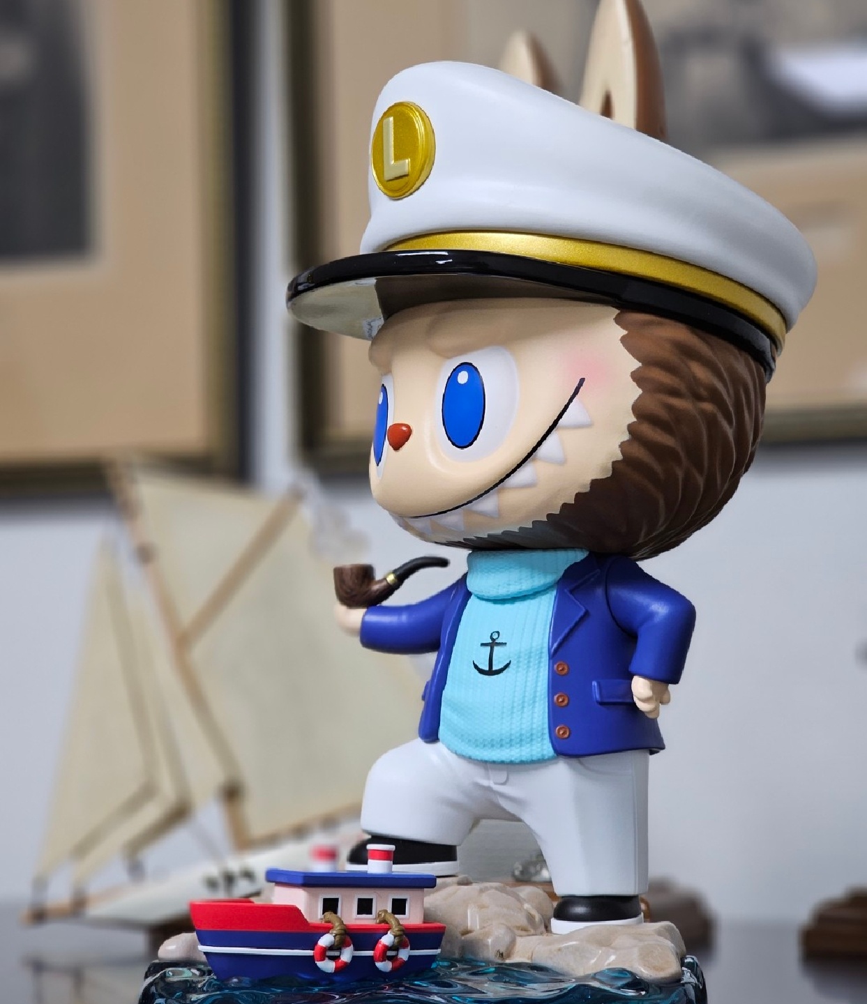 LABUBU Captain Big