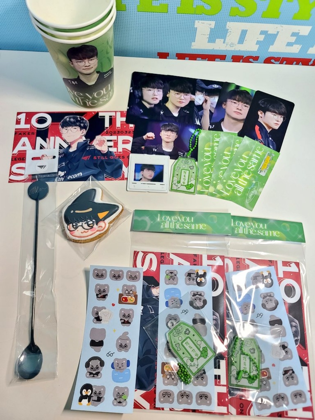 페이커 10주년 기념 카페 특전과 네컷, 키캡 💙