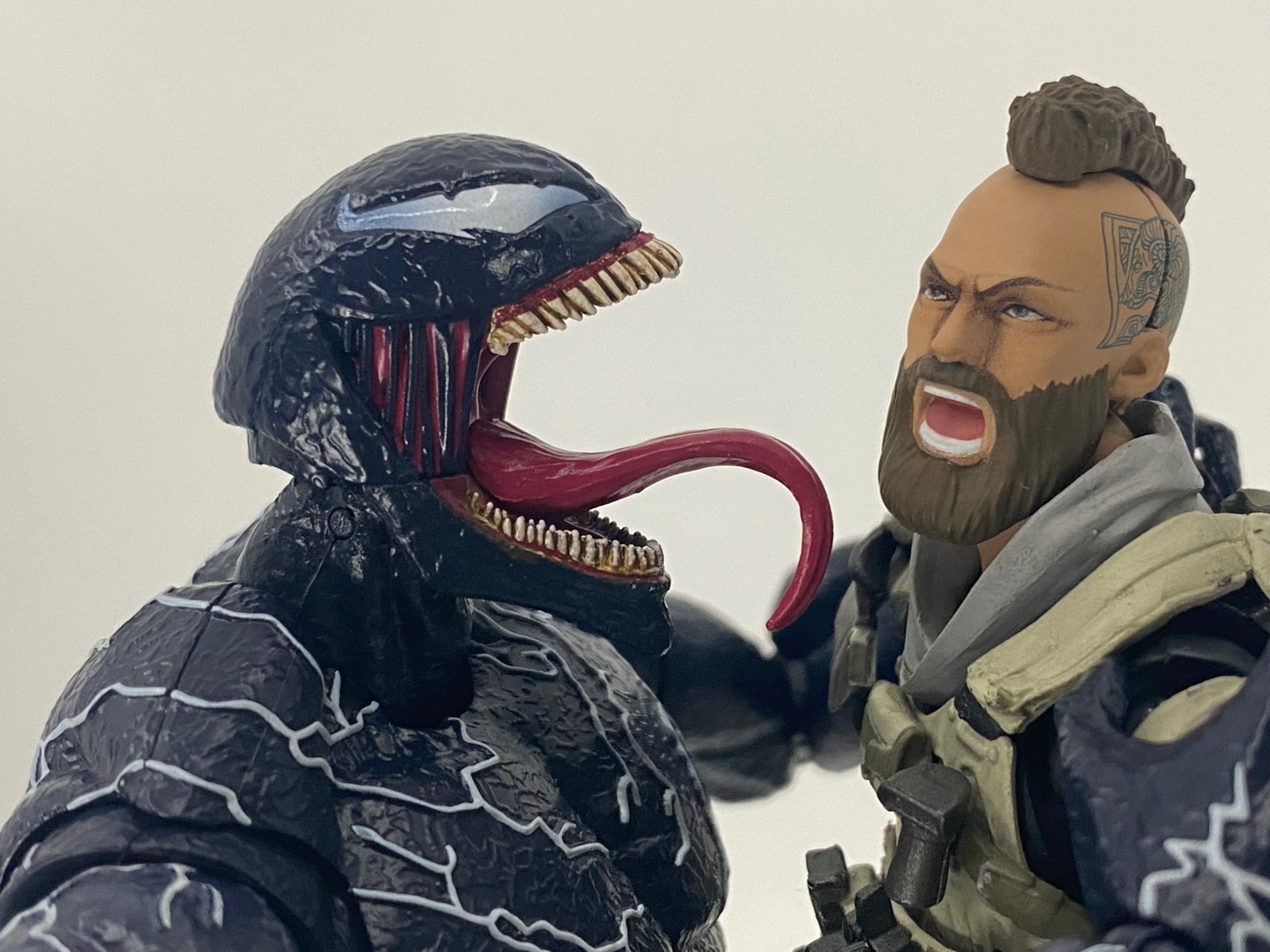 포식자 베놈