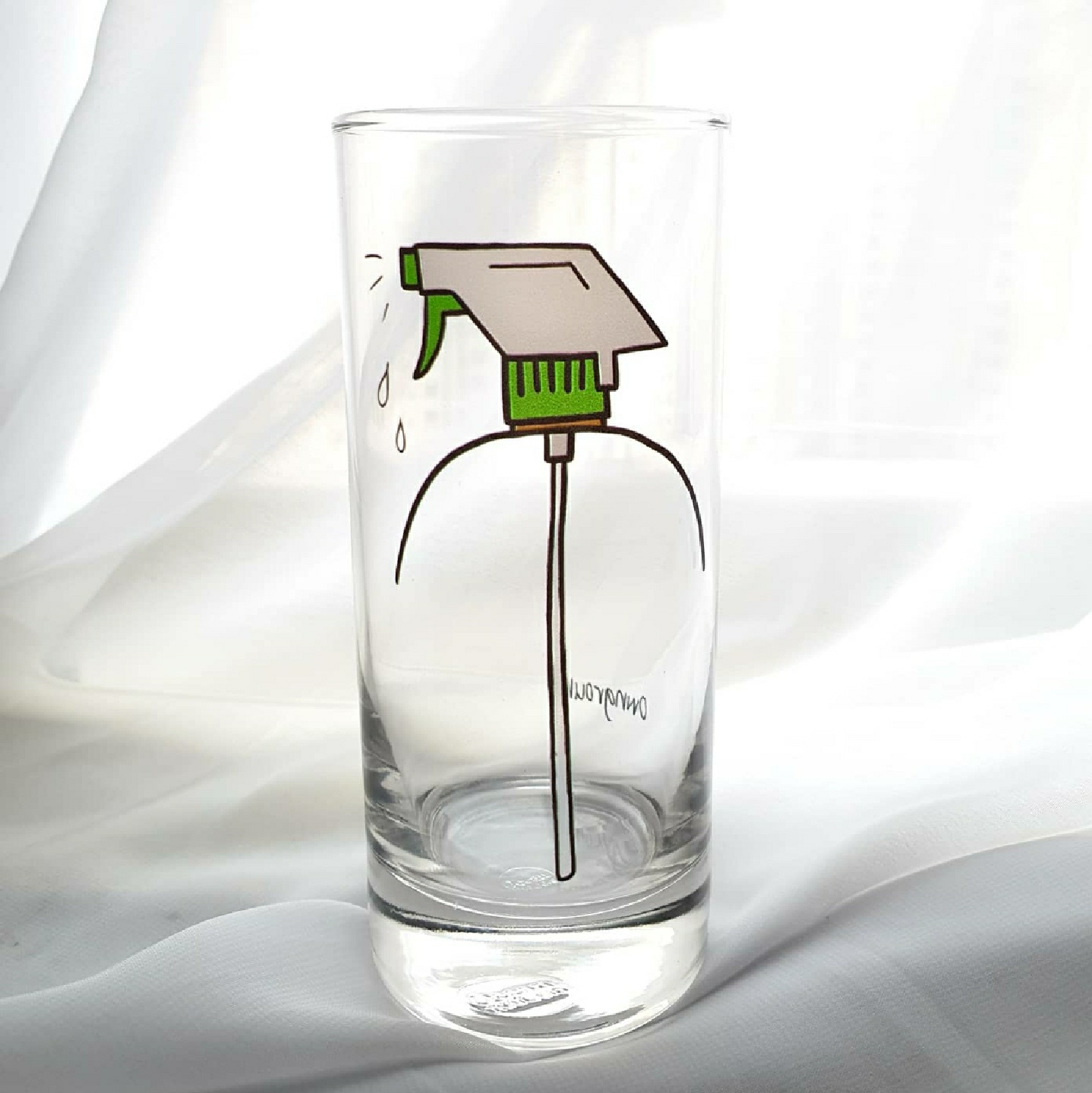 <Green SPRAY> glass