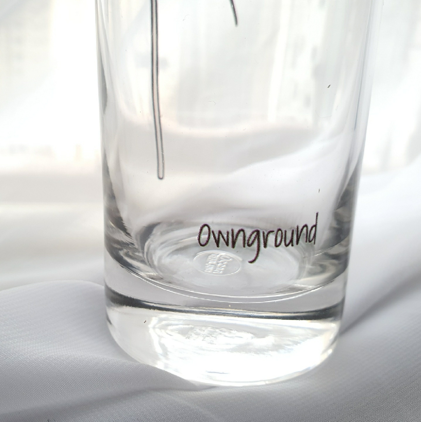 <Green SPRAY> glass