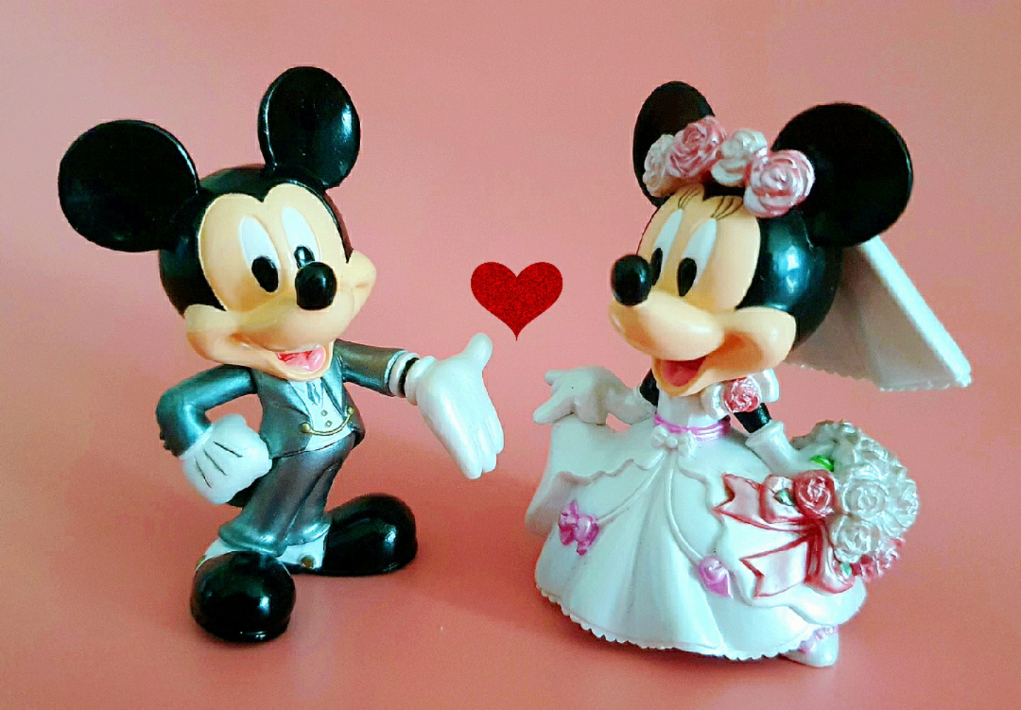 Mickey & Minnie