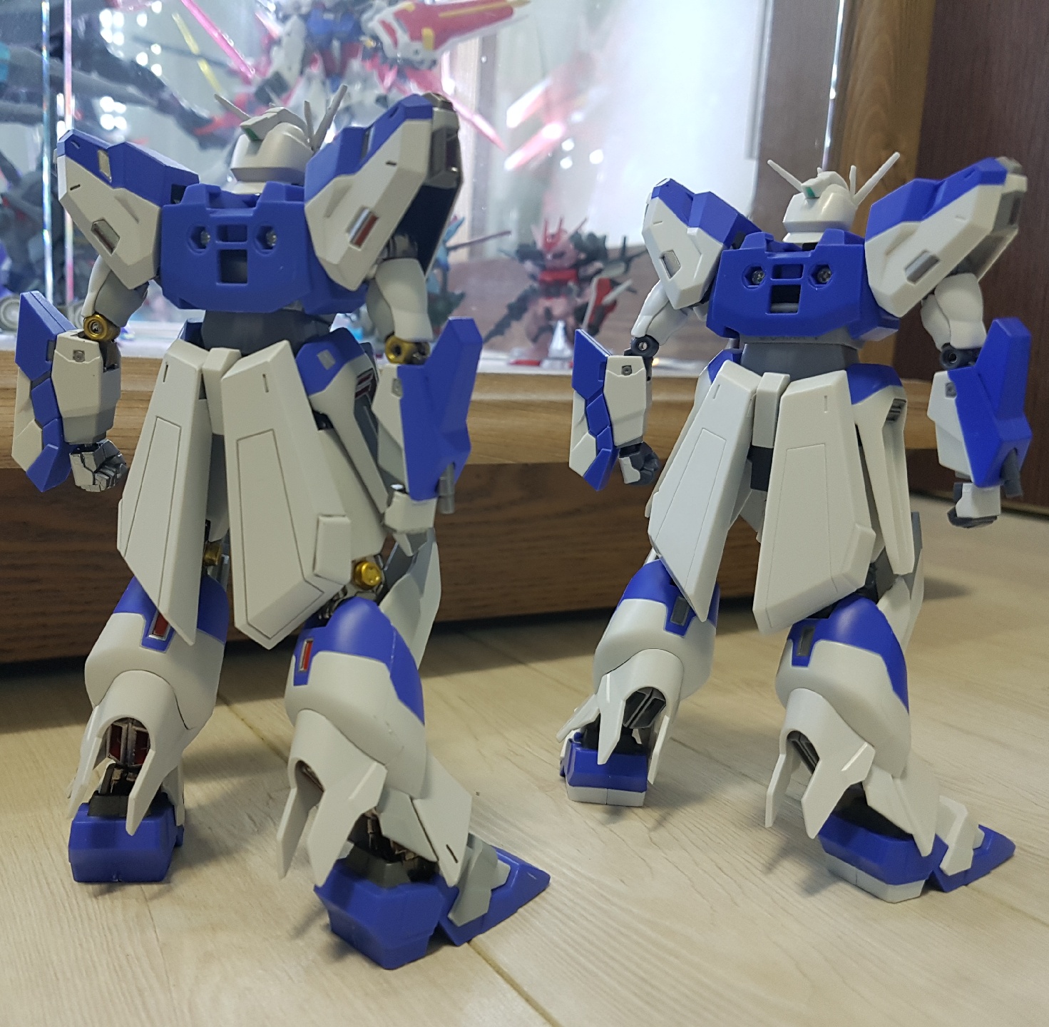 Hi-νガンダム