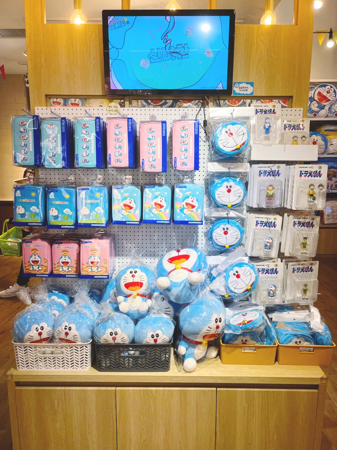 두근두근 도라에몽전 기념품샵