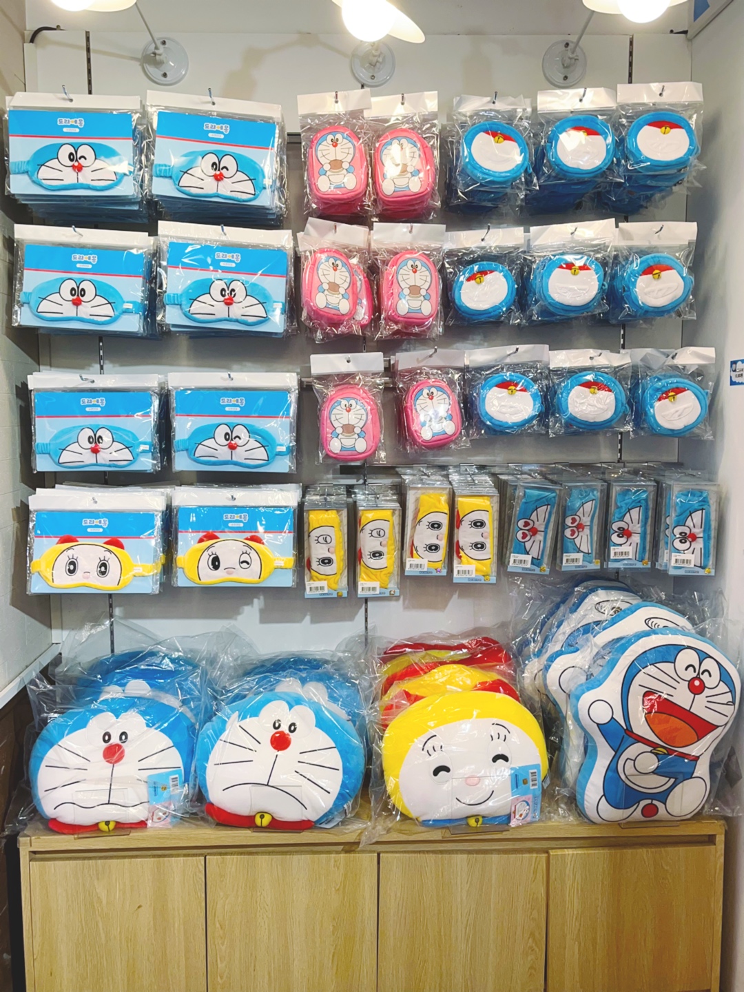 두근두근 도라에몽전 기념품샵
