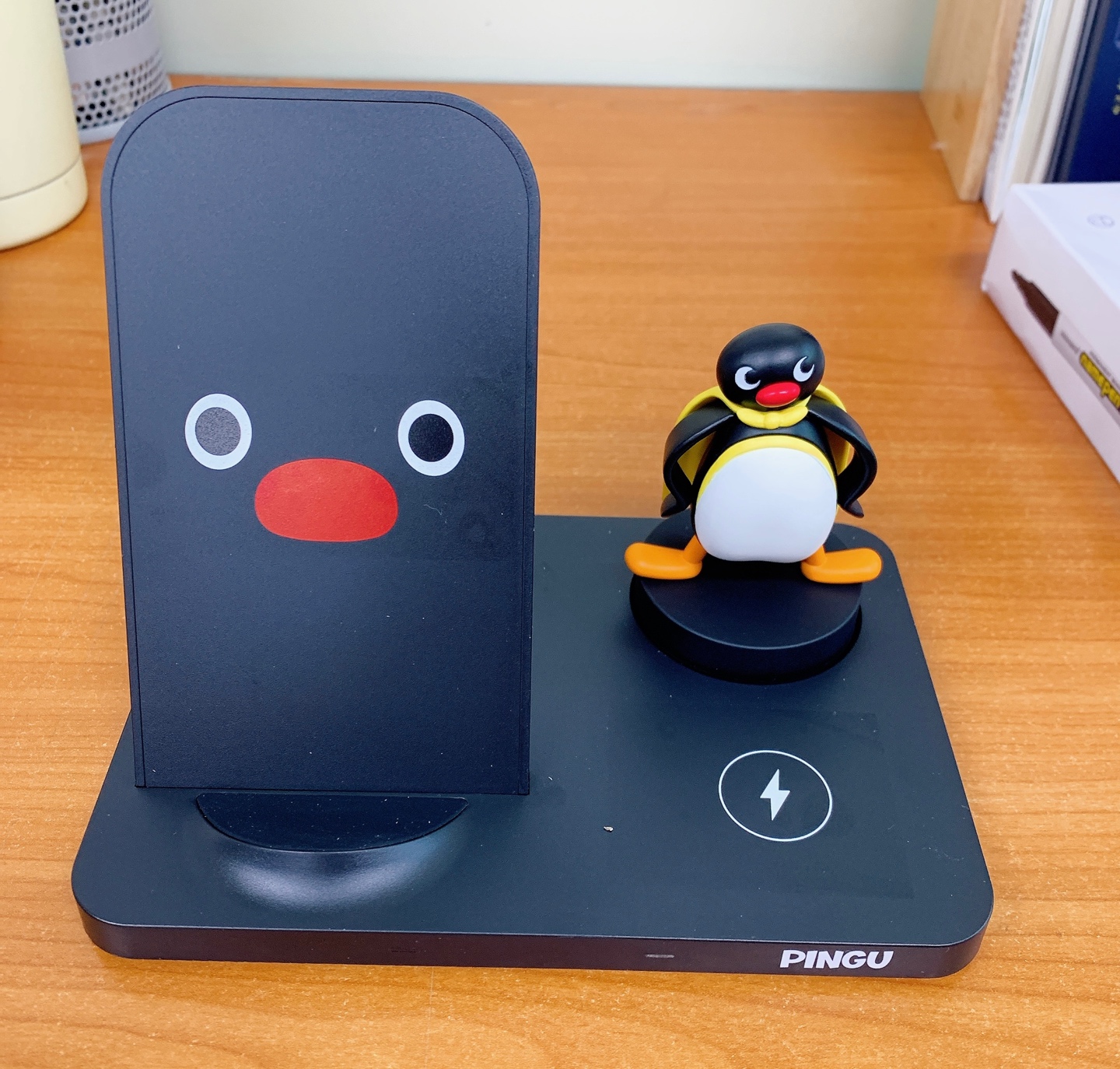 핑구 무선 충전기🐧