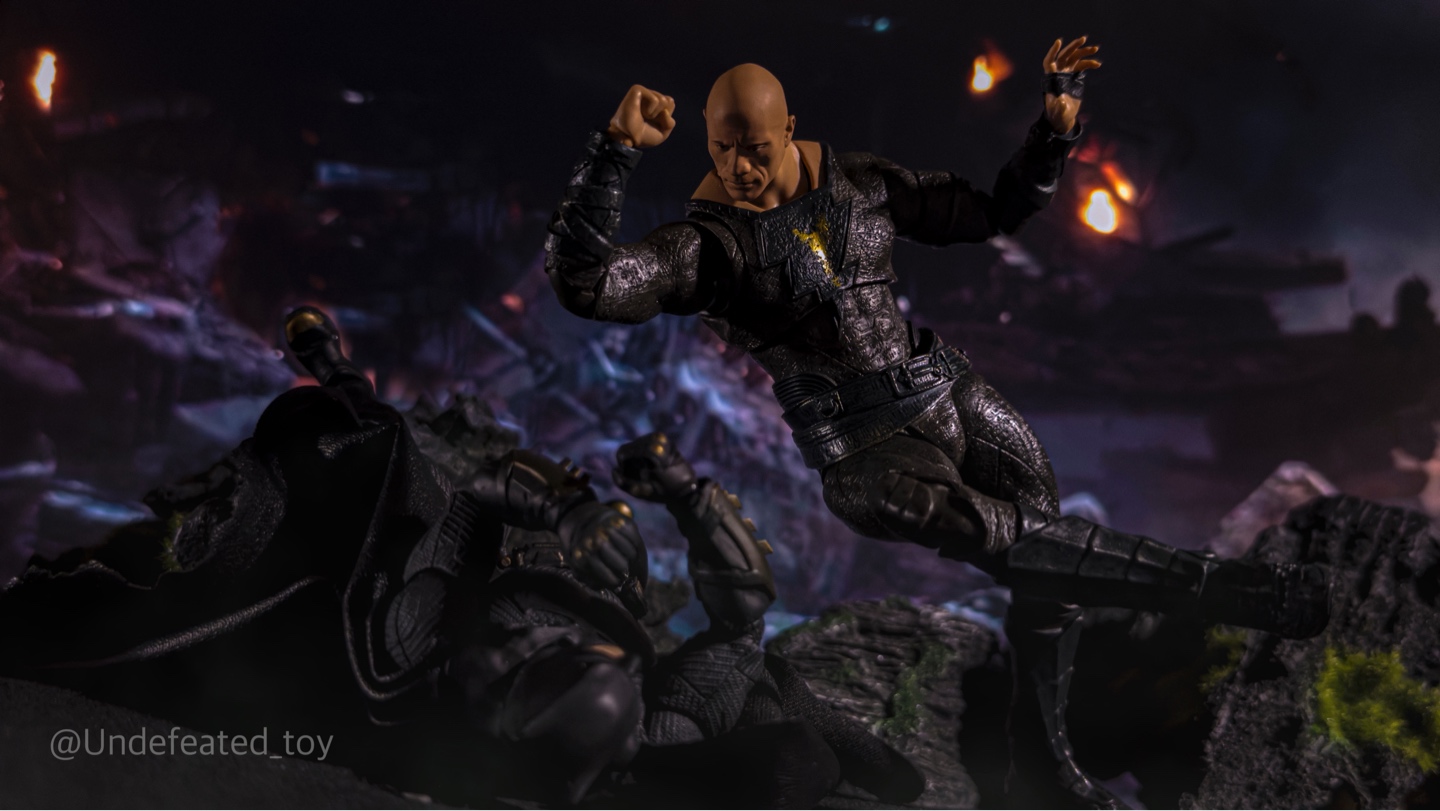 SHF 블랙아담
