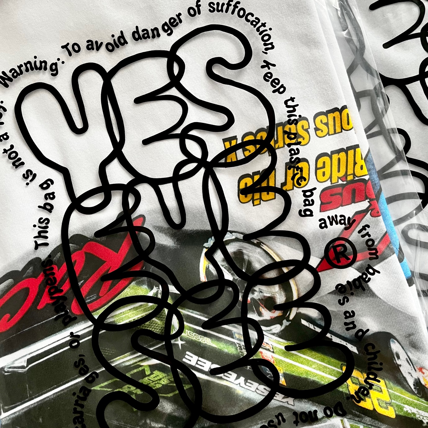 Yeseyesee | Phyps 티셔츠들