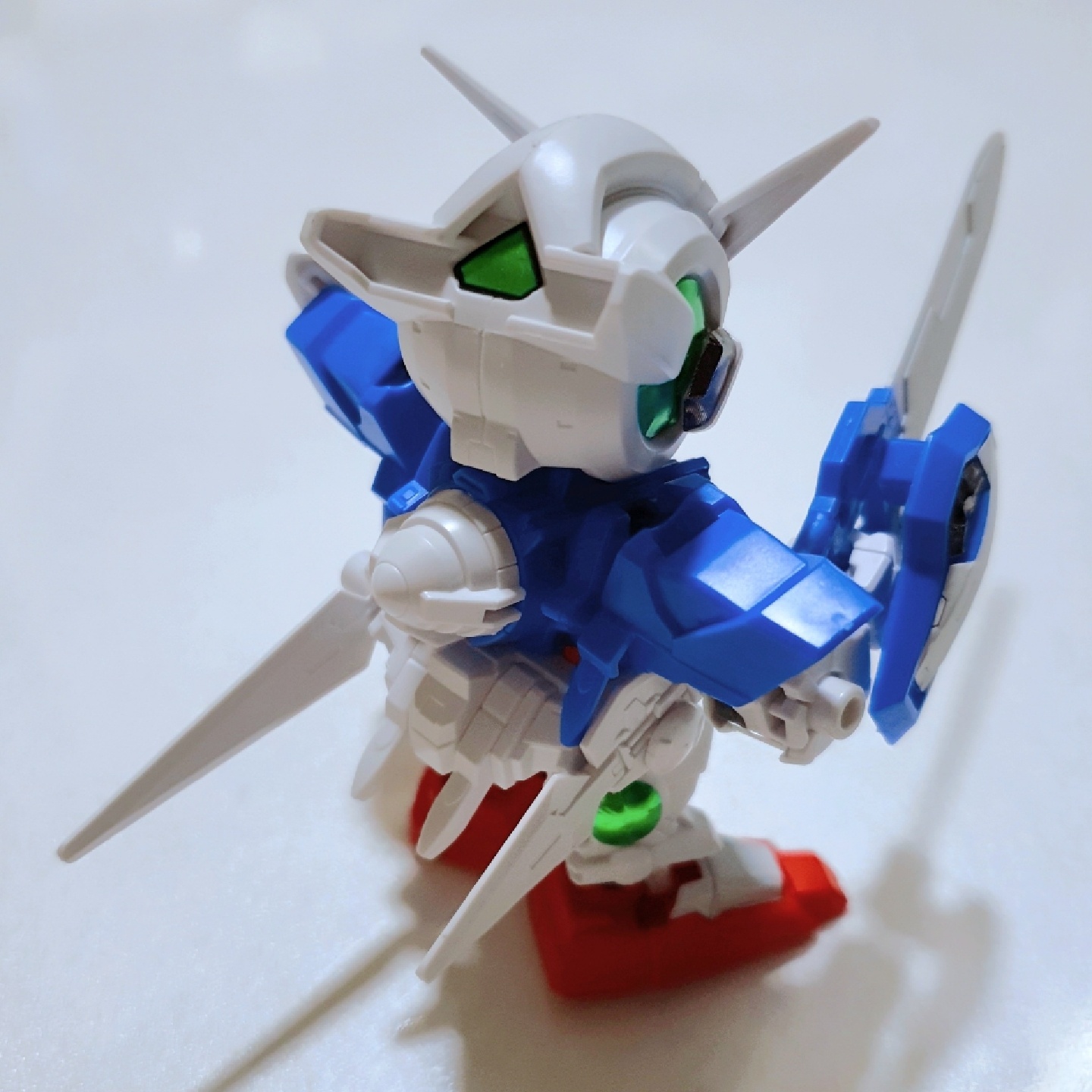 건담 EXIA GN-001