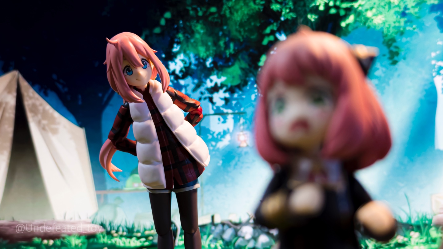 SHF 아냐 포저
