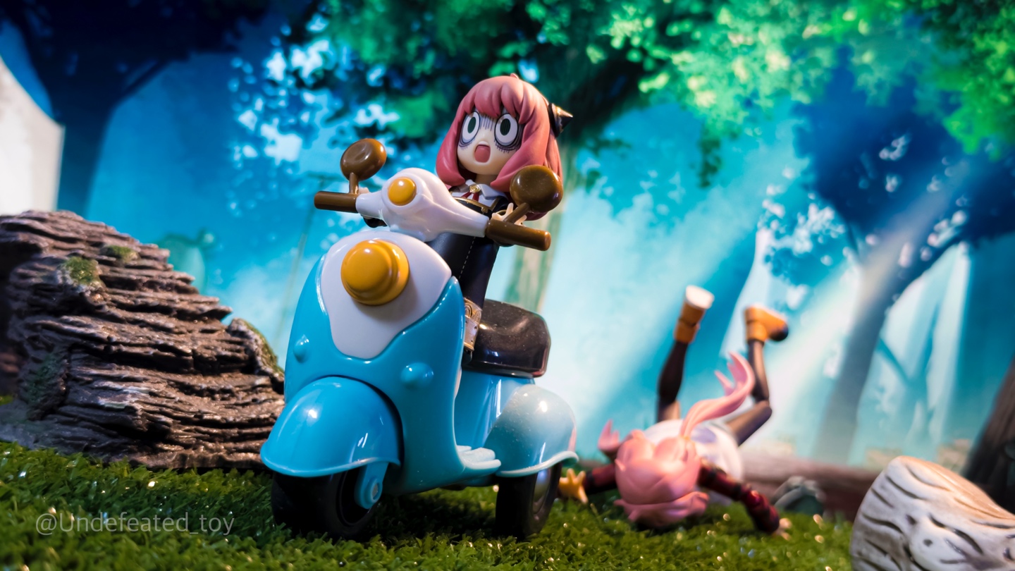 SHF 아냐 포저