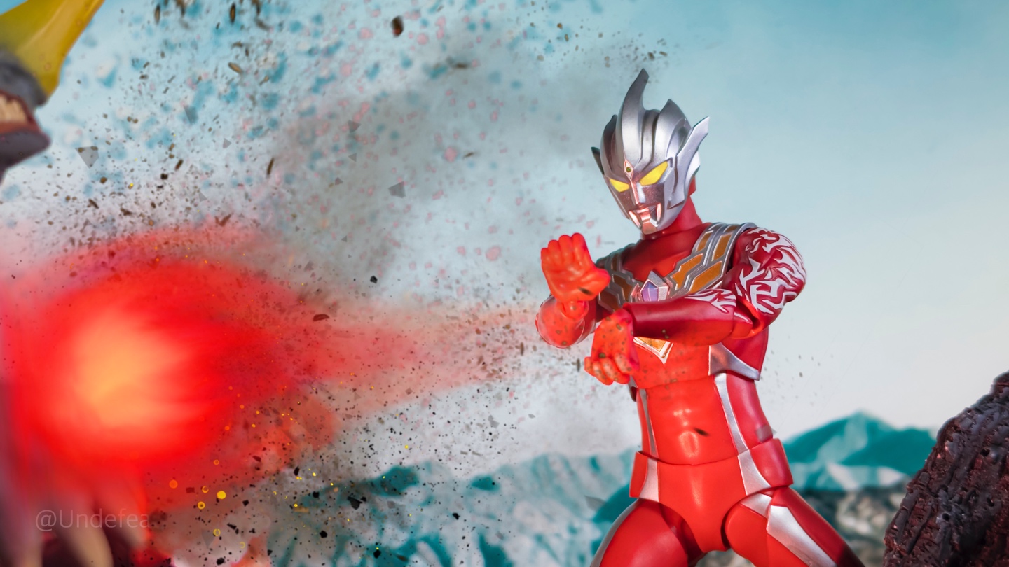 SHF 울트라맨 레굴로스