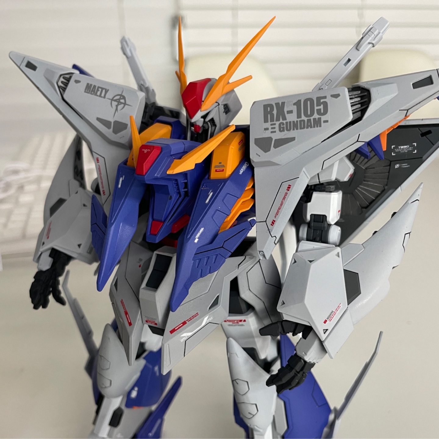 RX105 Xi gundam