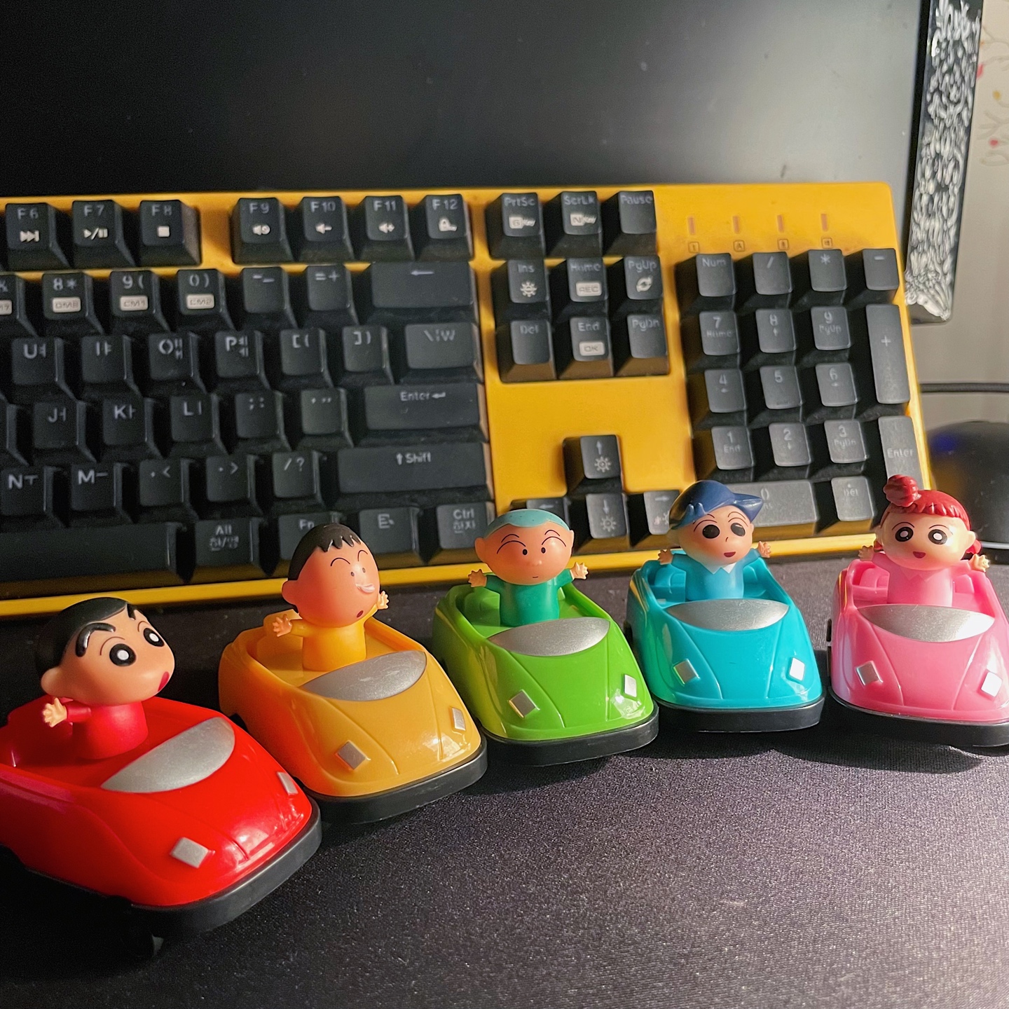 떡잎마을 방범대 개인차 뽑았다🏎️