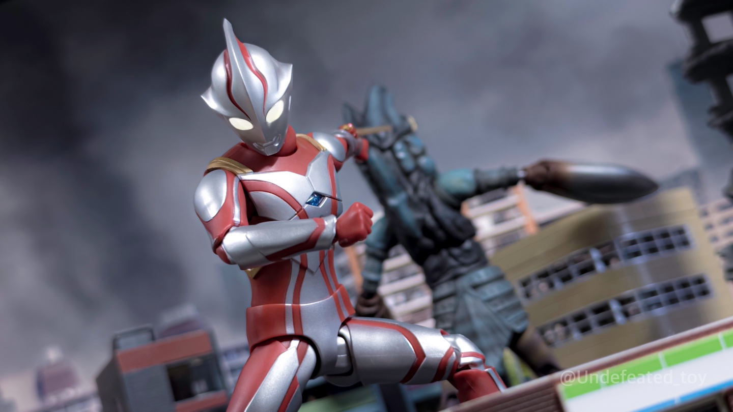 SHF 울트라맨 메비우스