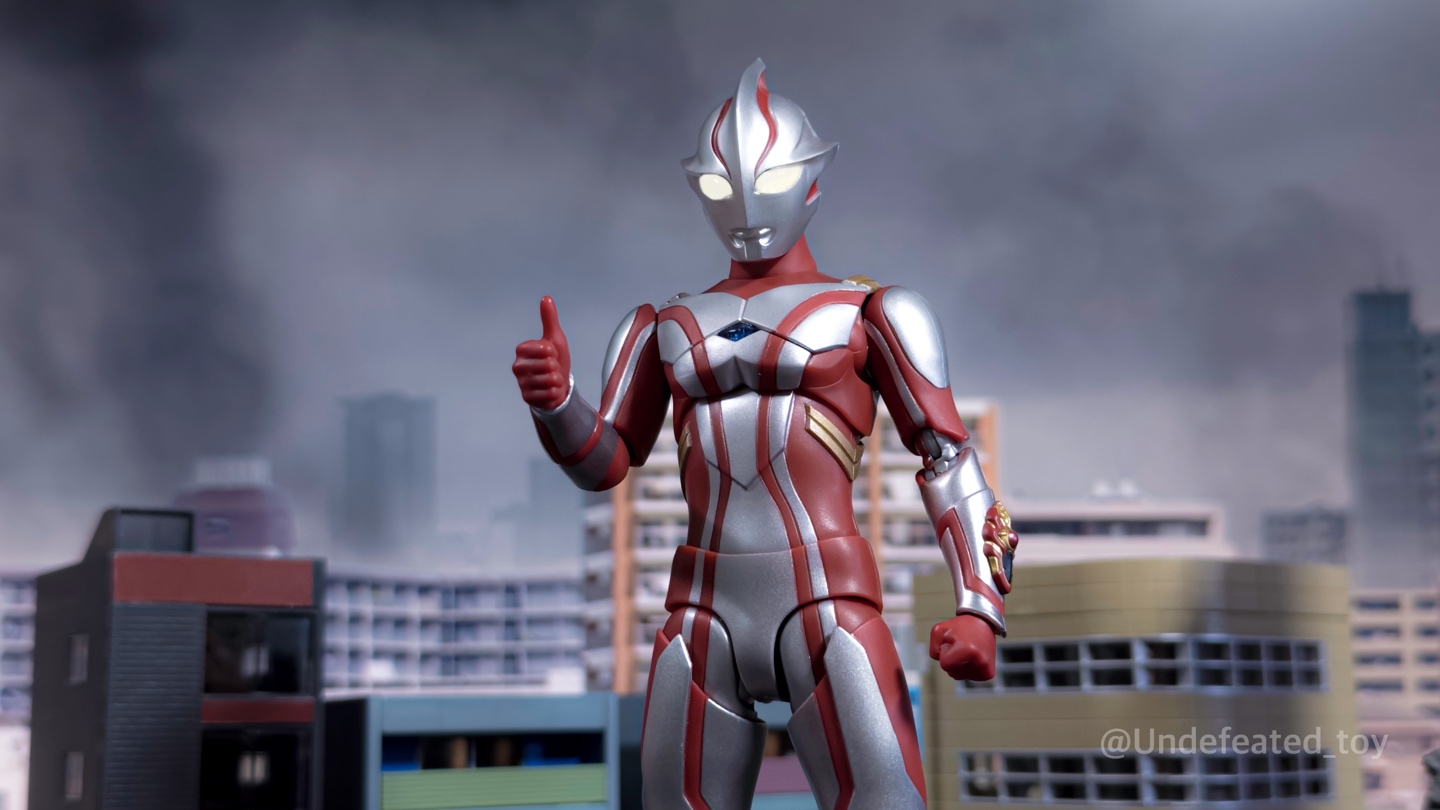 SHF 울트라맨 메비우스
