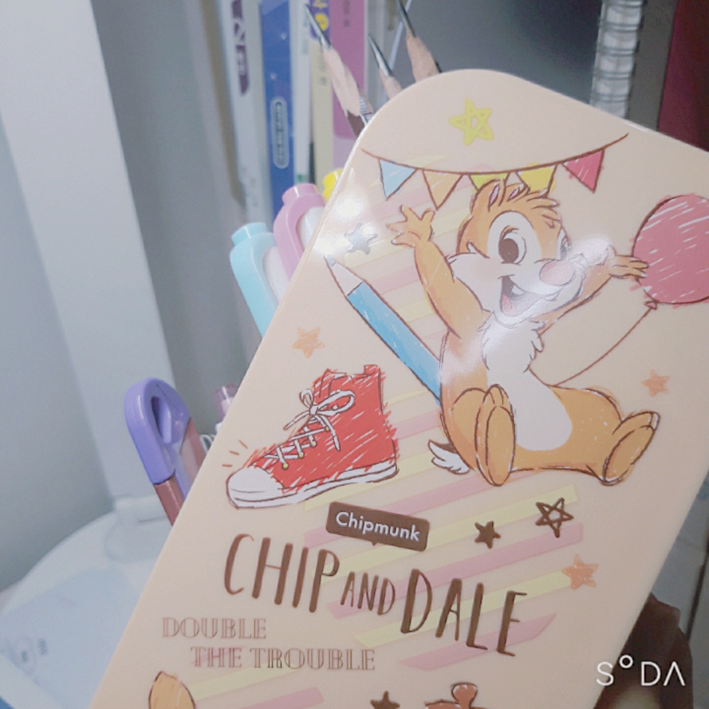 칩앤데일 연필꽂이
🐿&🐿