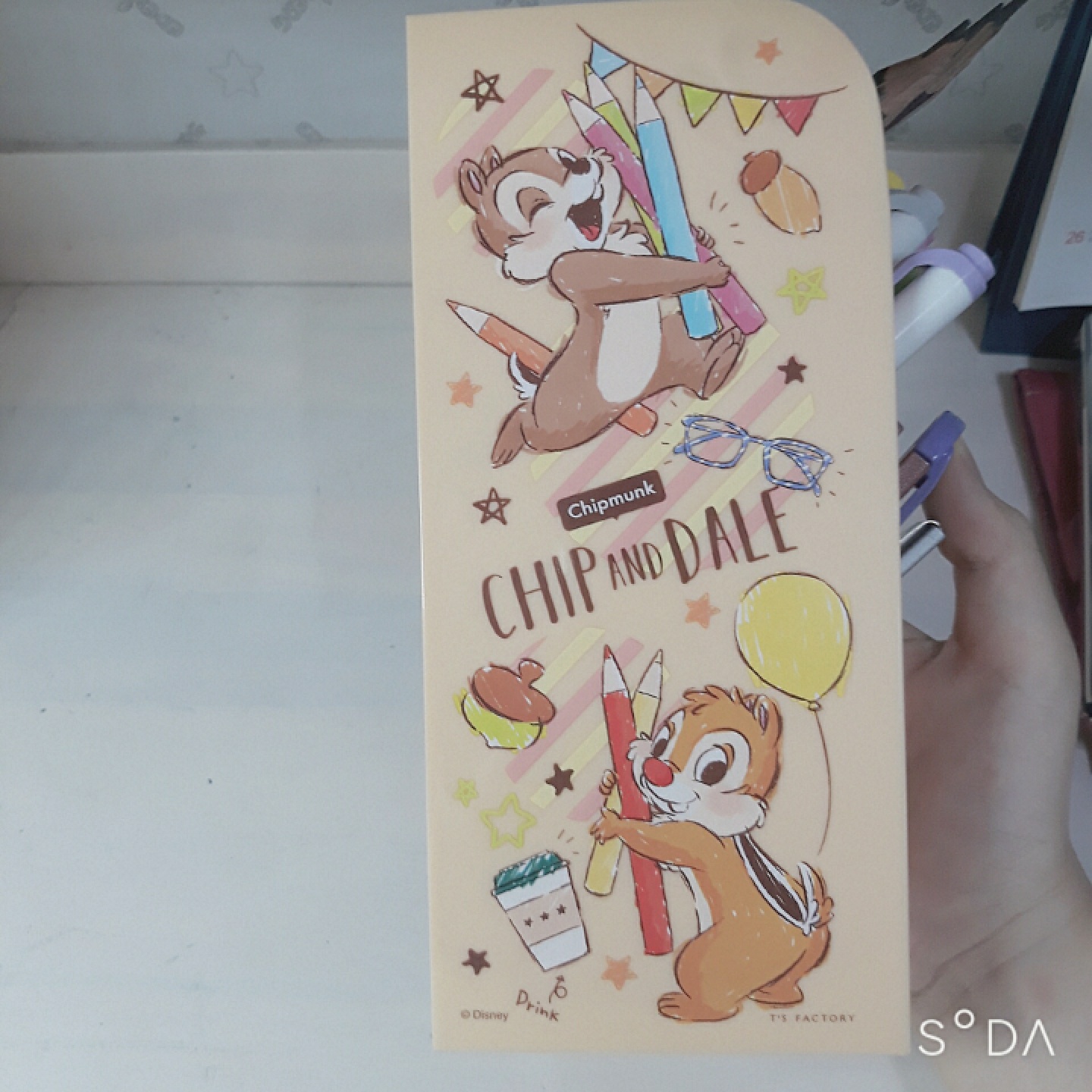 칩앤데일 연필꽂이
🐿&🐿