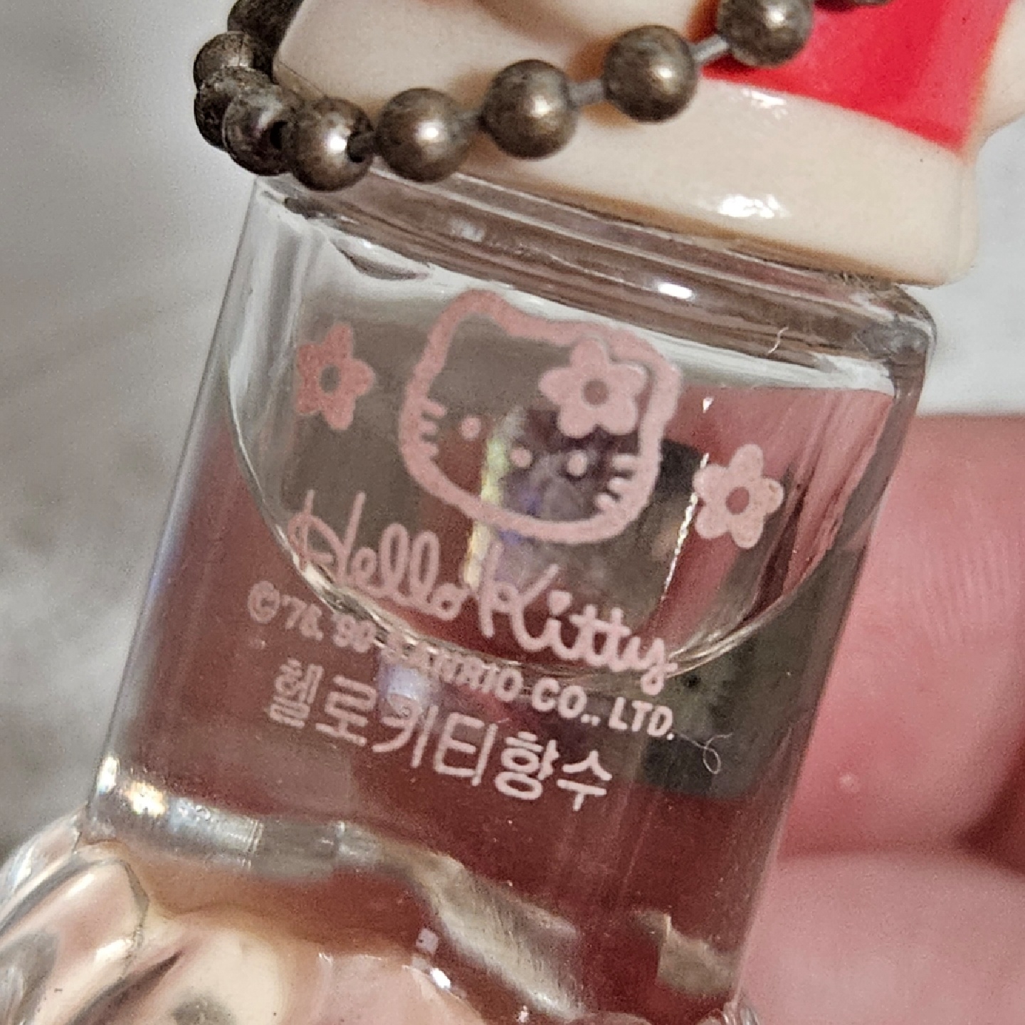 98년도 키티 향수, 매니큐어공병