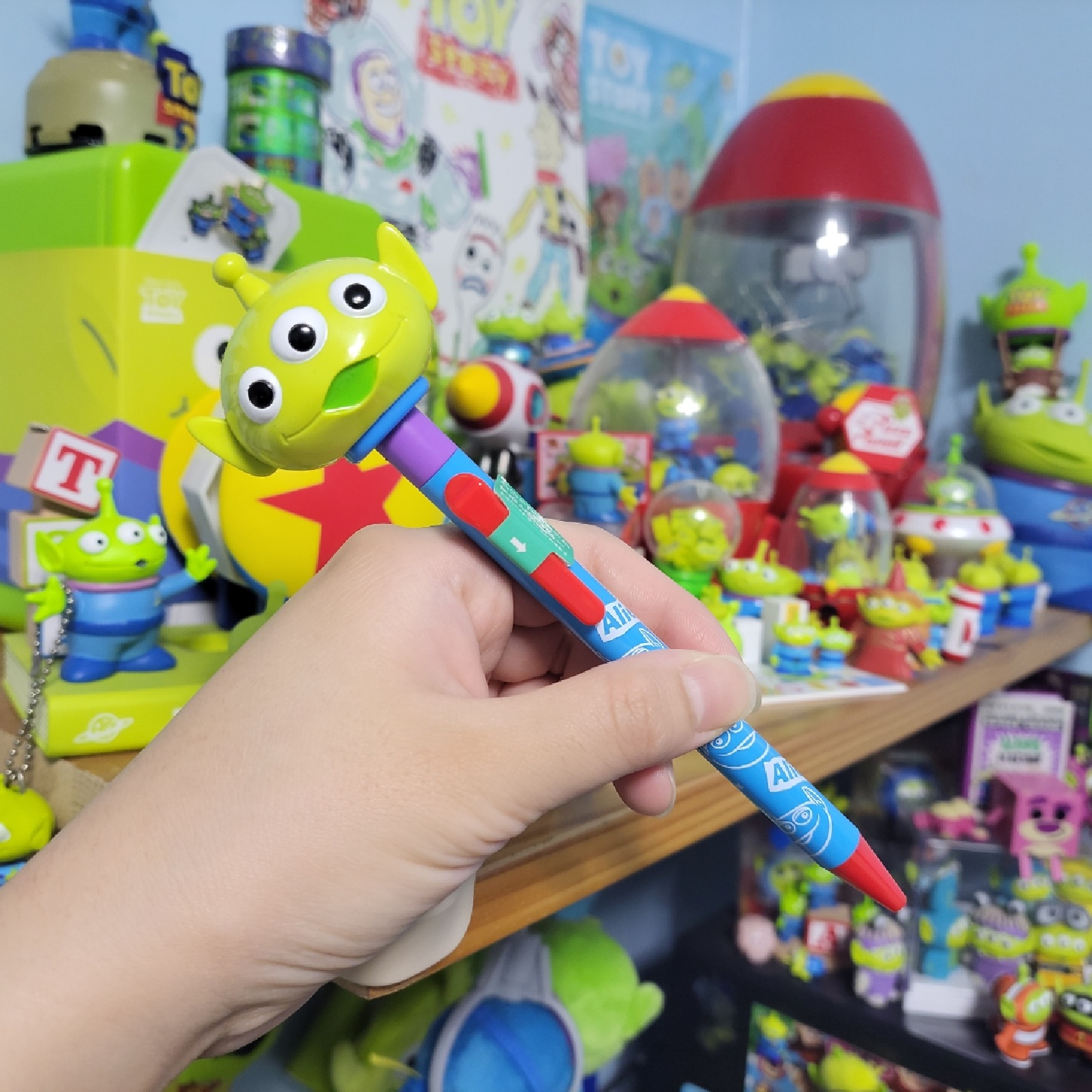 💚얼굴이 엄청 큰 알린이 볼펜💚