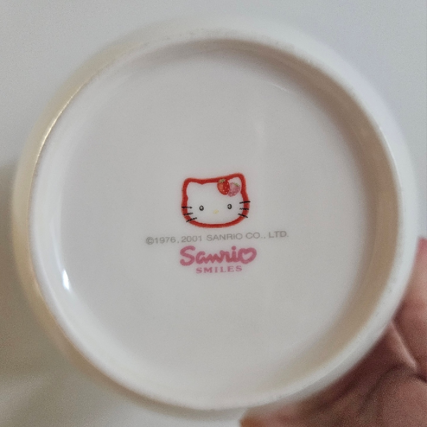 빈티지 키티 머그컵과 그릇🍓💐