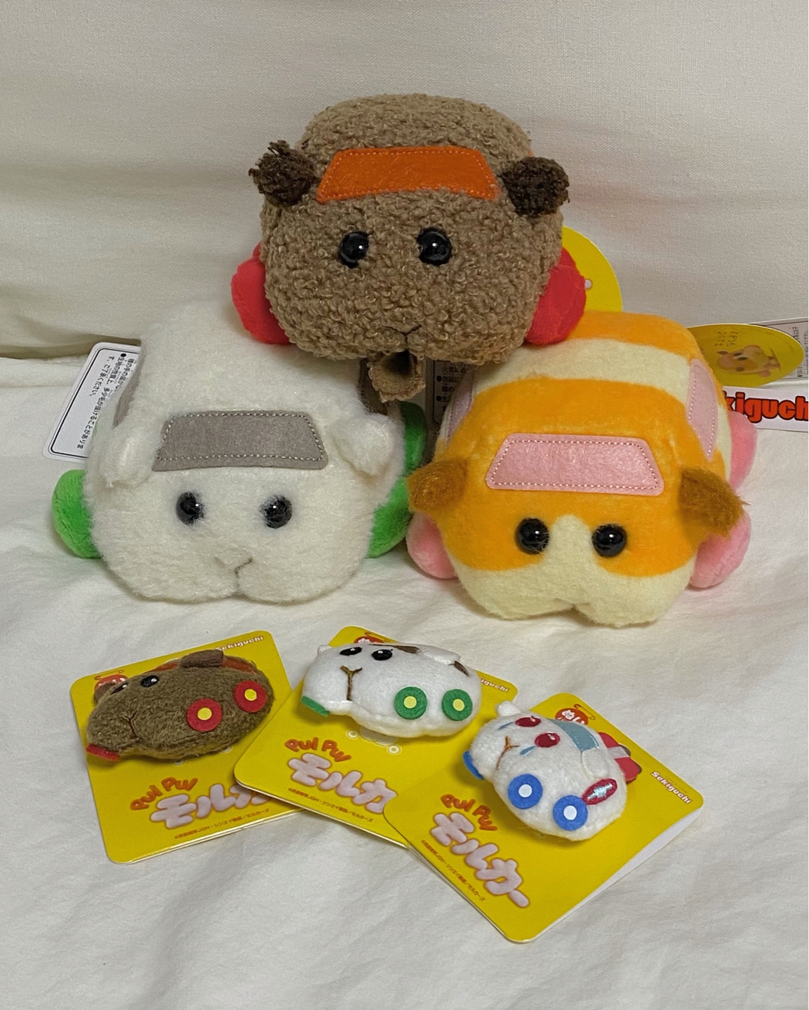 PUIPUI 뿌이뿌이 모루카 인형 & 뱃지