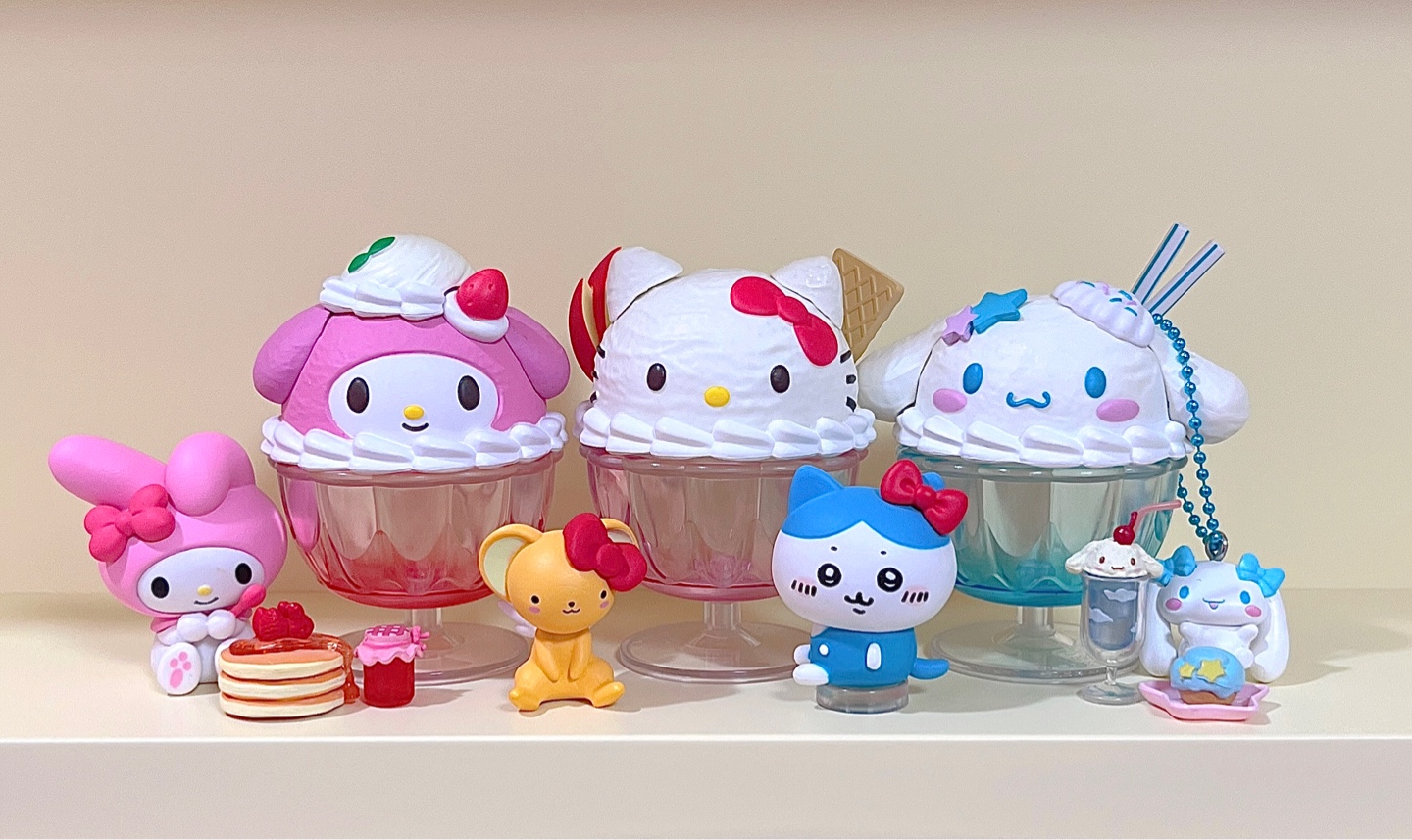 🍧산리오 스위트 케이스 컬렉션 가챠🍨