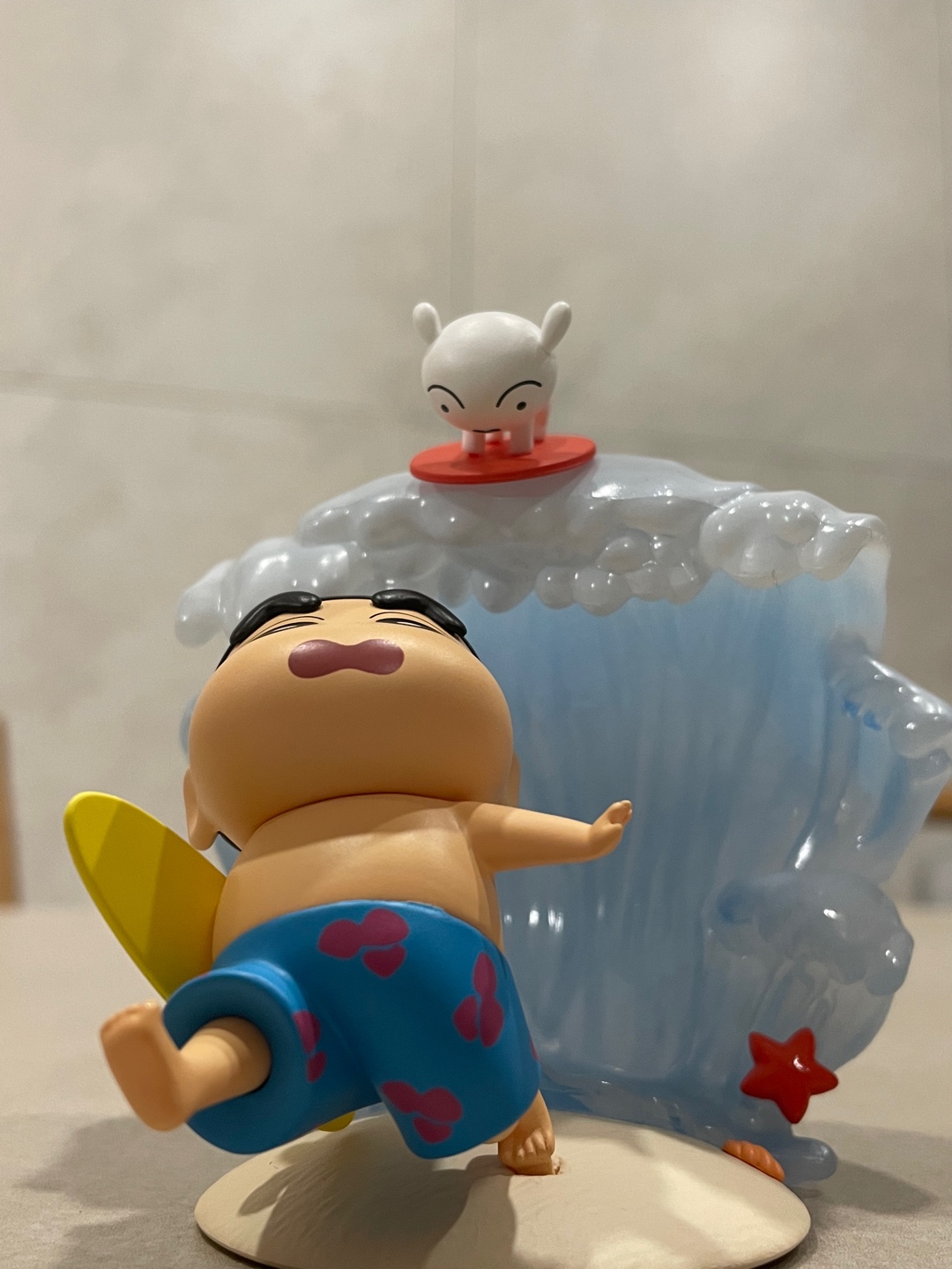 굴욕적인 각도마저