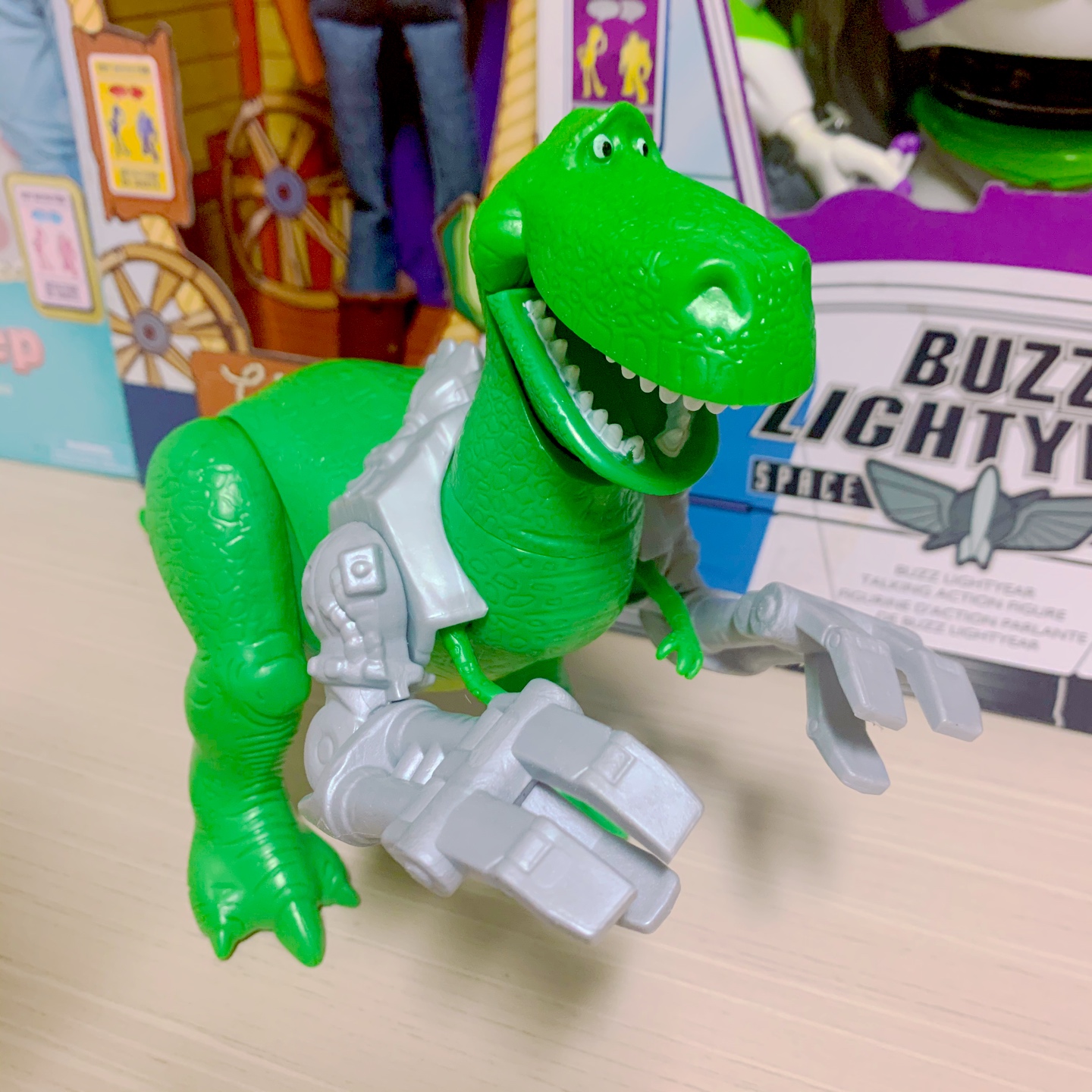 토이스토리 25주년 기념
🦖 한정판 렉스 피규어 🦖 