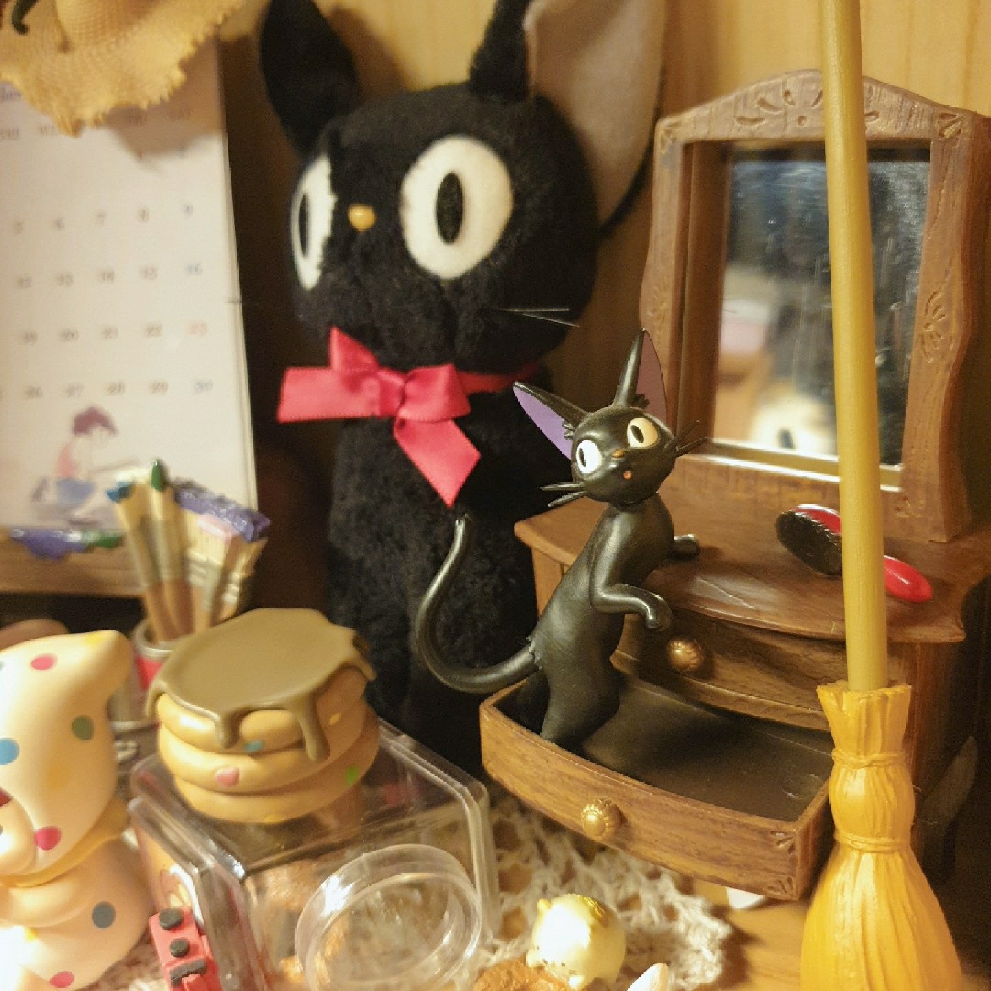 키키의 화장대 with 지지🐈‍⬛