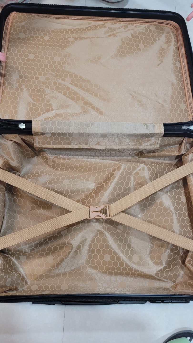 산리오 20인치 여행용 캐리어