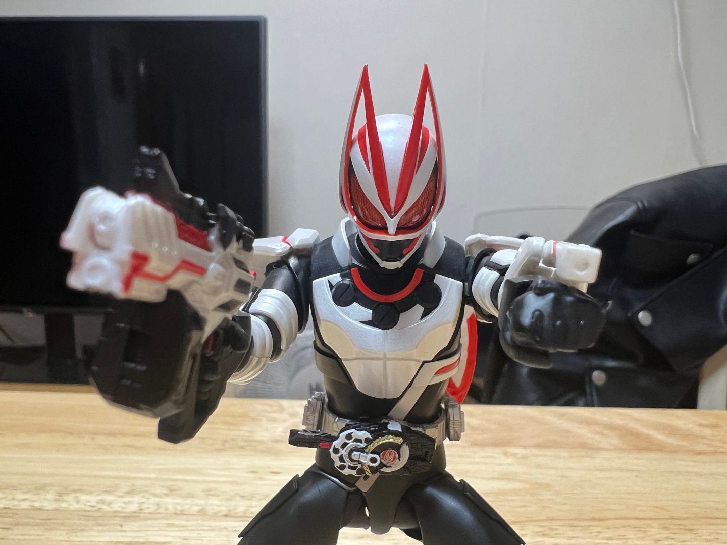 Shf 가면라이더 기츠 매그넘폼