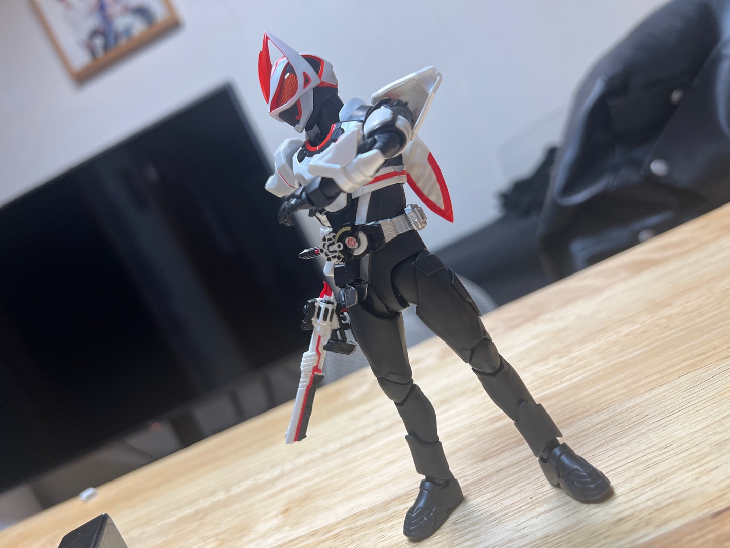 Shf 가면라이더 기츠 매그넘폼