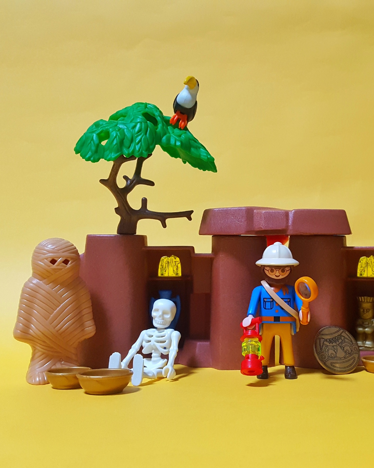 TREASURE CAVE