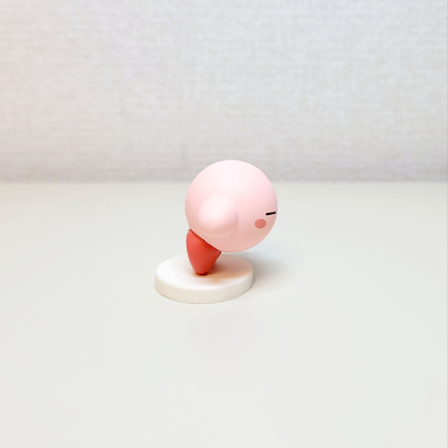 🩷커비 동글동글 마스코트-입술내밀기🩷