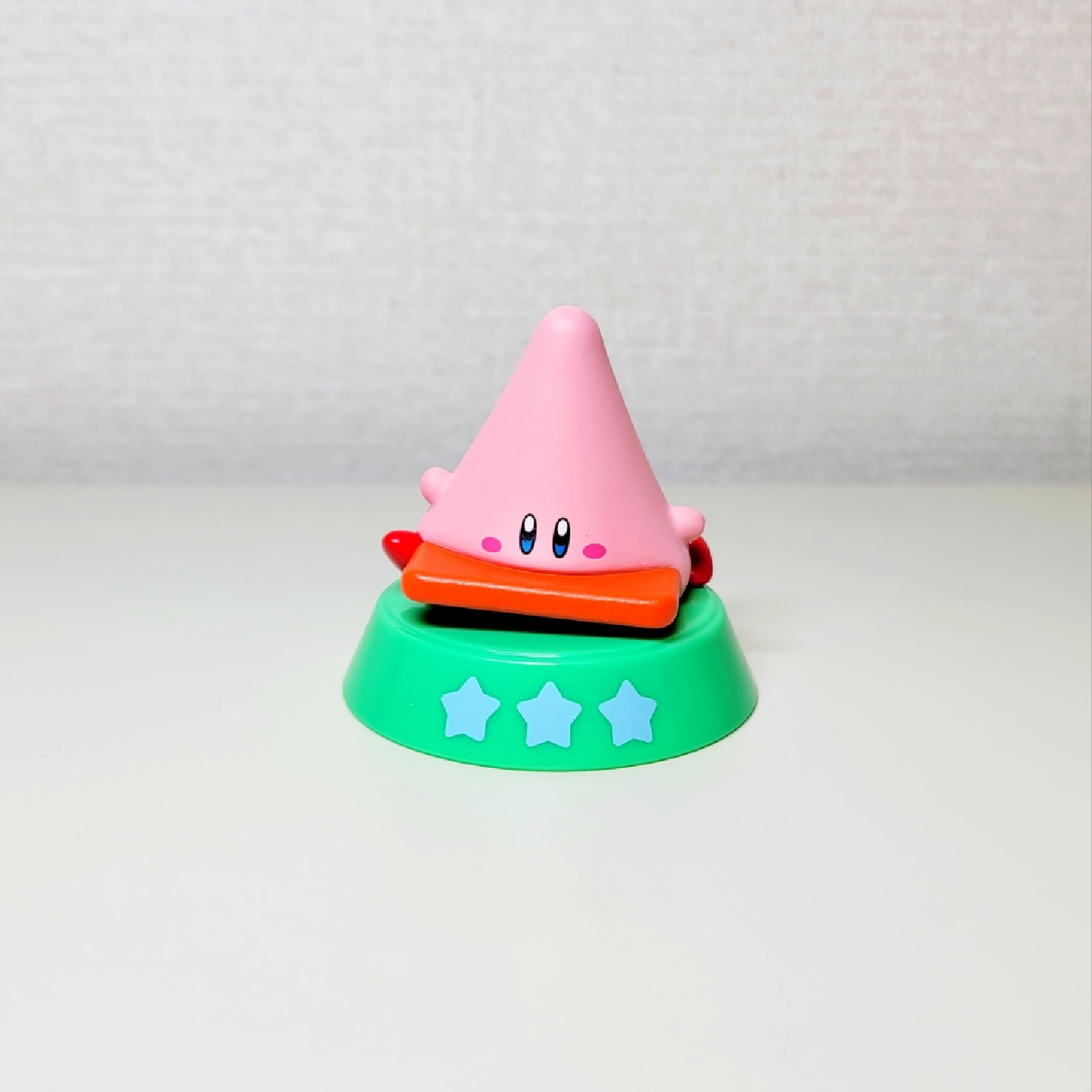 ⚠️커비디스커버리 피규어컬렉션2-삼각 머금기⚠️