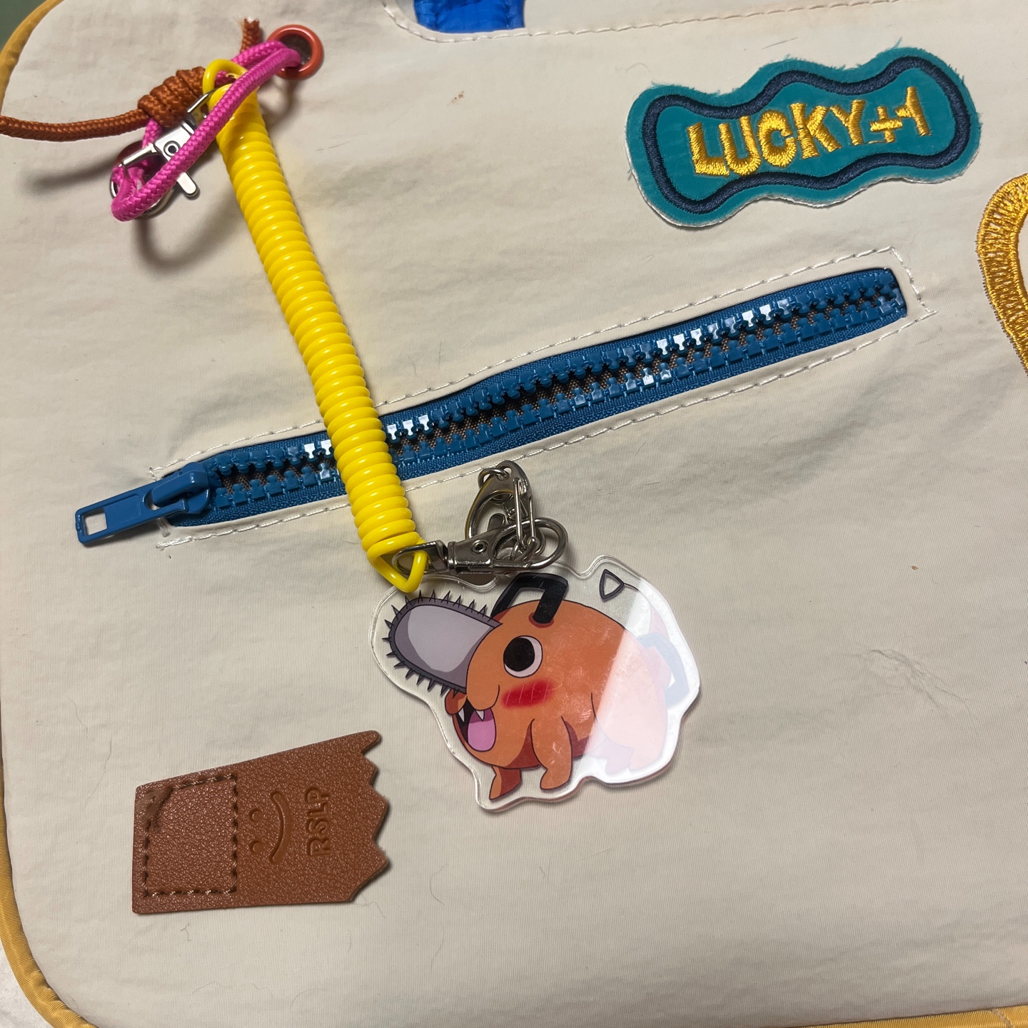 What's in my laptop pouch!!