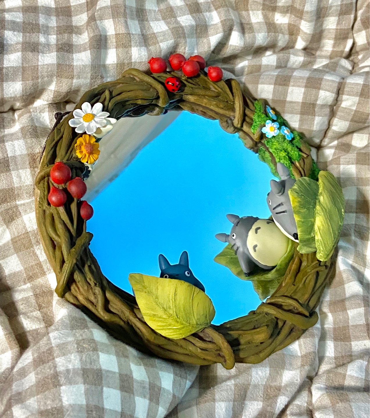 토토로 거울 🌿💛