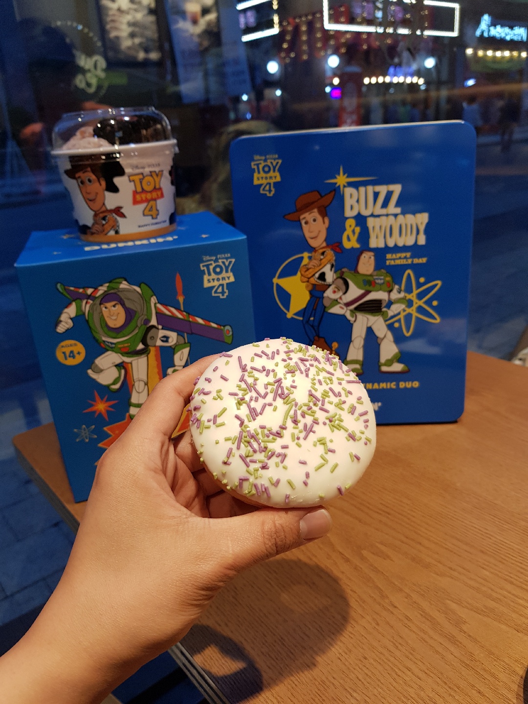 바빠도 던킨은 가야죠!