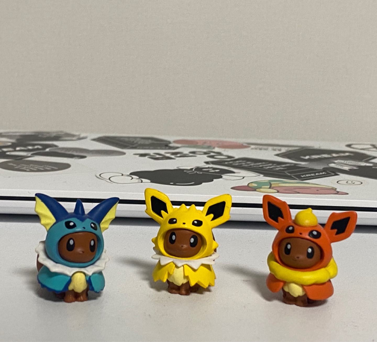 이브이즈 근본은 1세대🦊