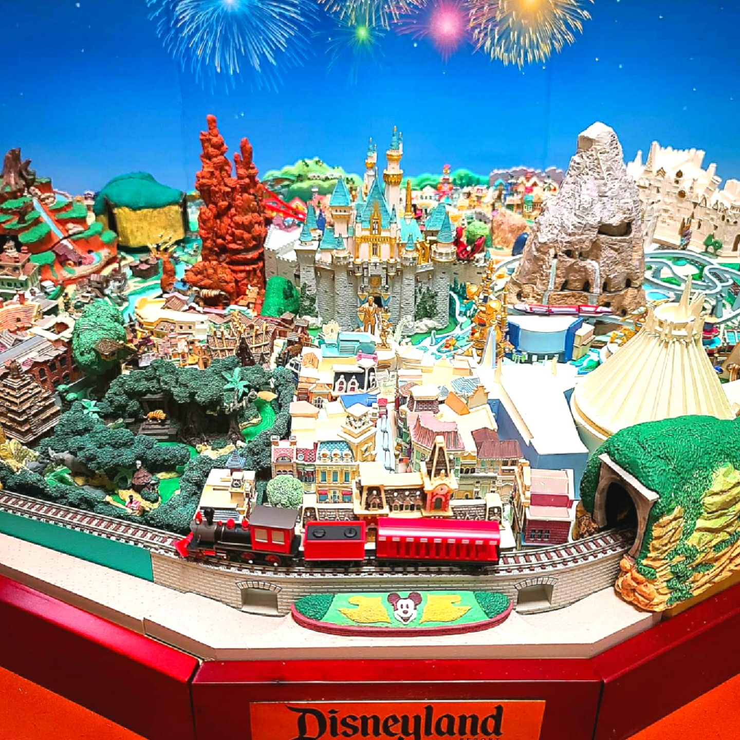 데아고스티니 디즈니랜드🏰🎠🎡🎢❤