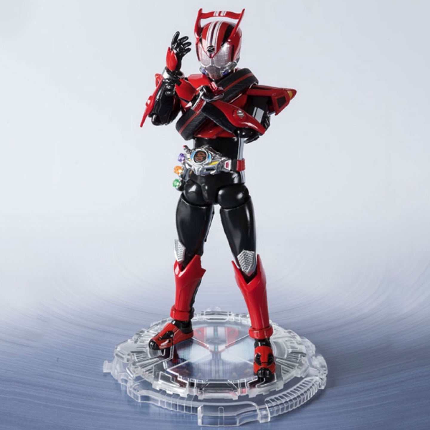 가면라이더 드라이브 (仮面ライダードライブ)
KAMEN RIDER DRIVE (2014)