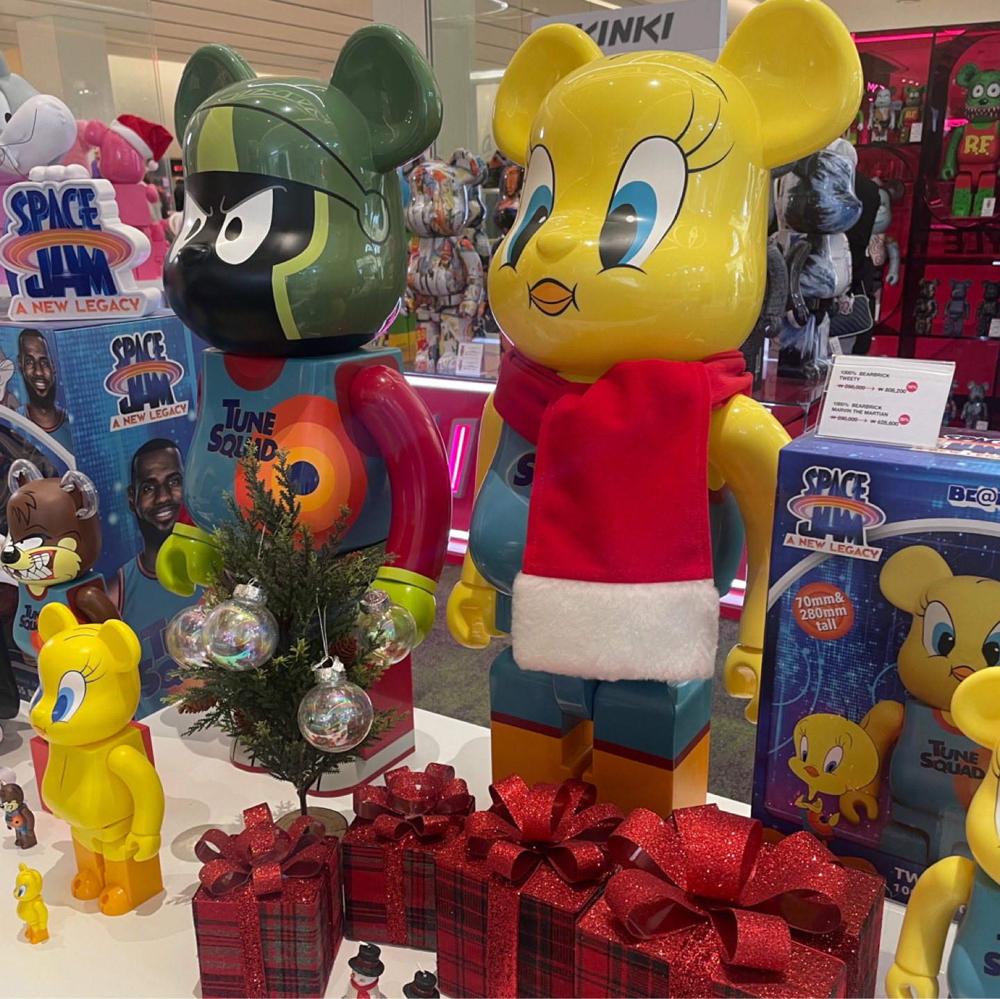 KINKI ROBOT POP-UP