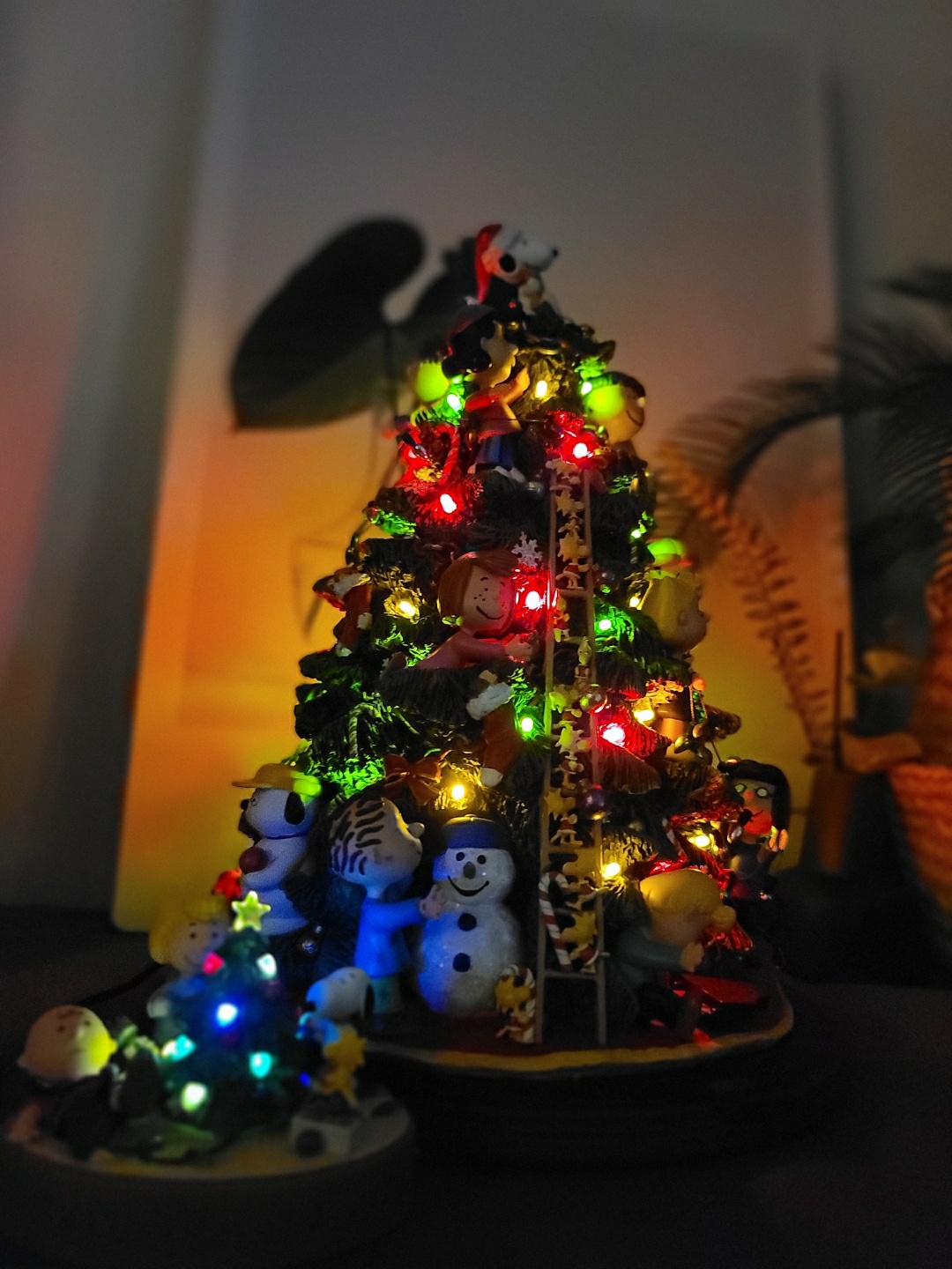 Danbury The peanuts Christmas tree🎄