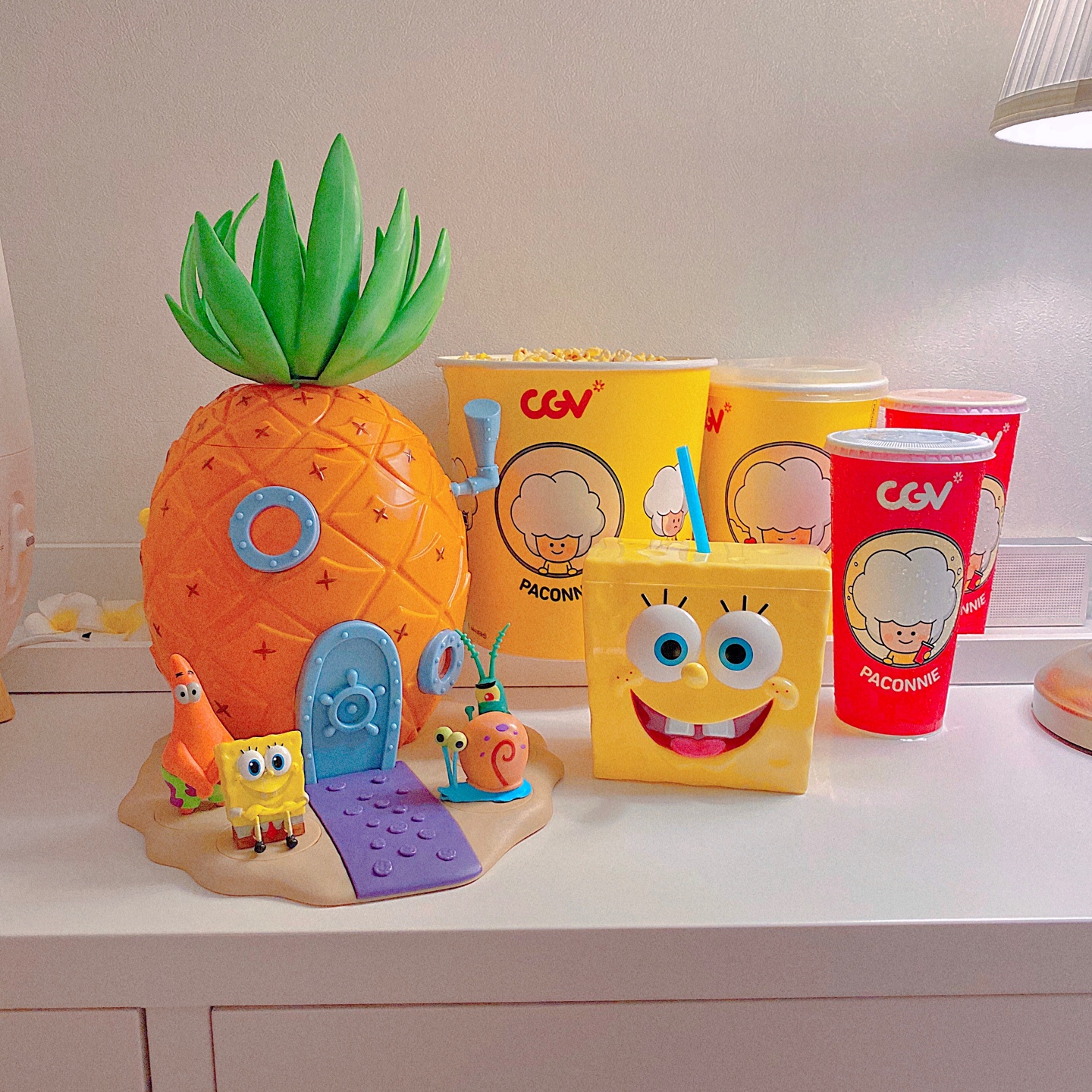 🍍🍿🥤