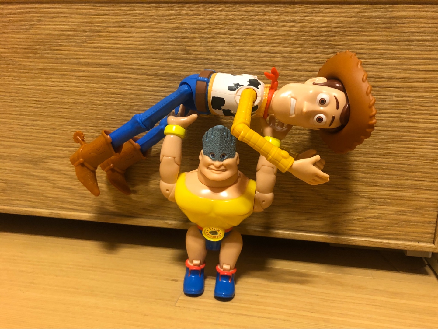 배신자를 떨어뜨려‼️