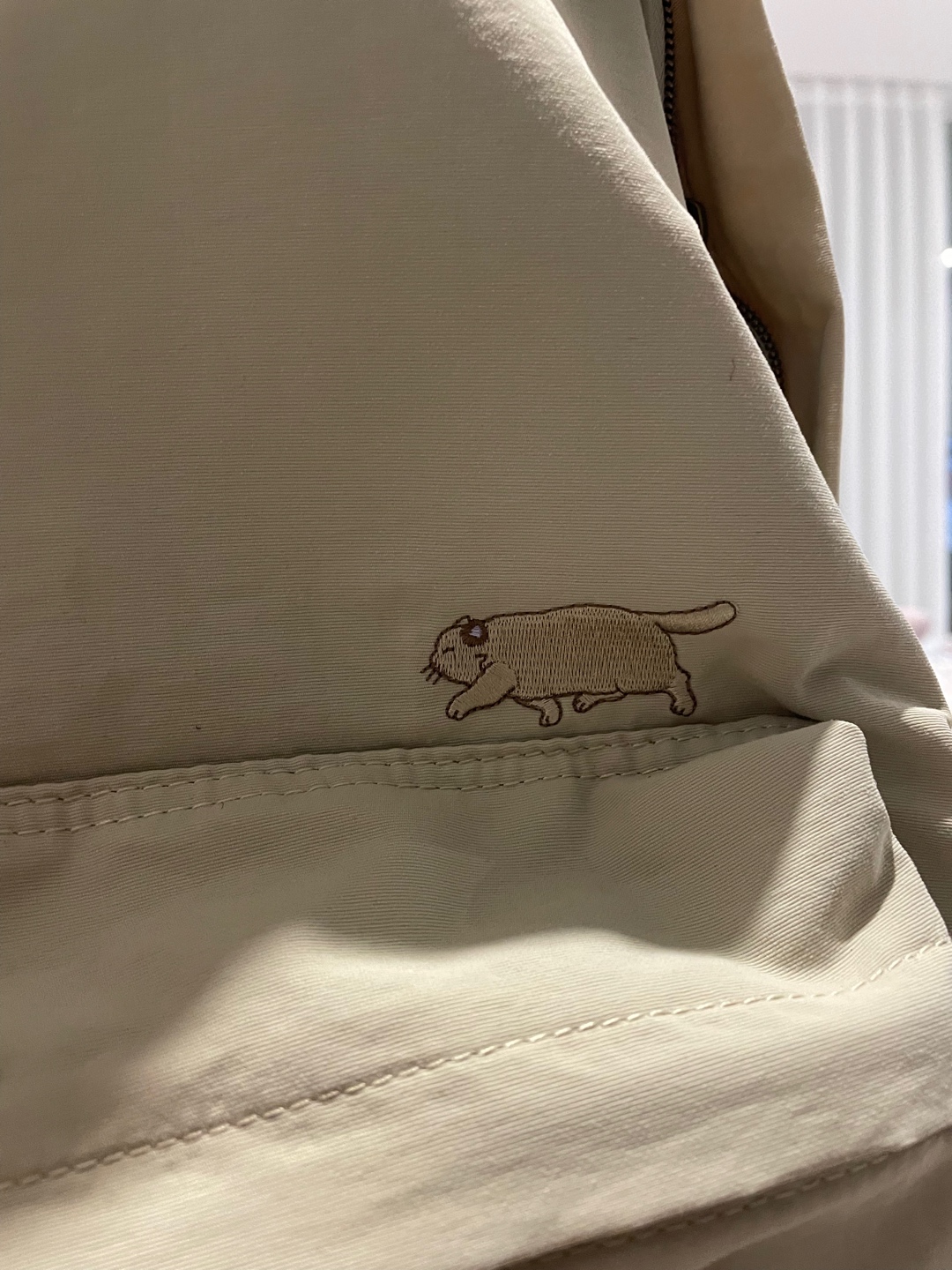 귀를기울이면 백팩!