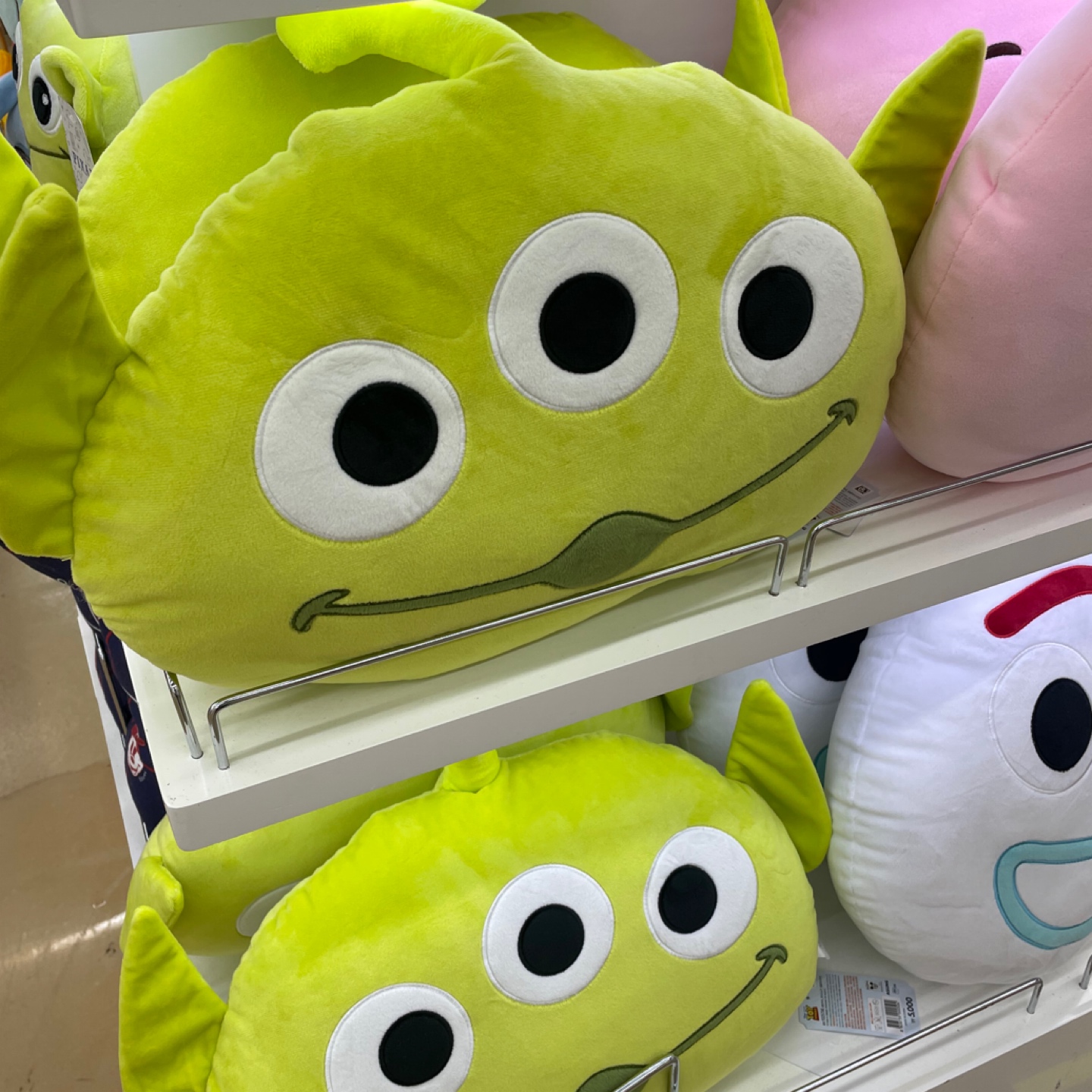 마침 쿠션 필요했는데