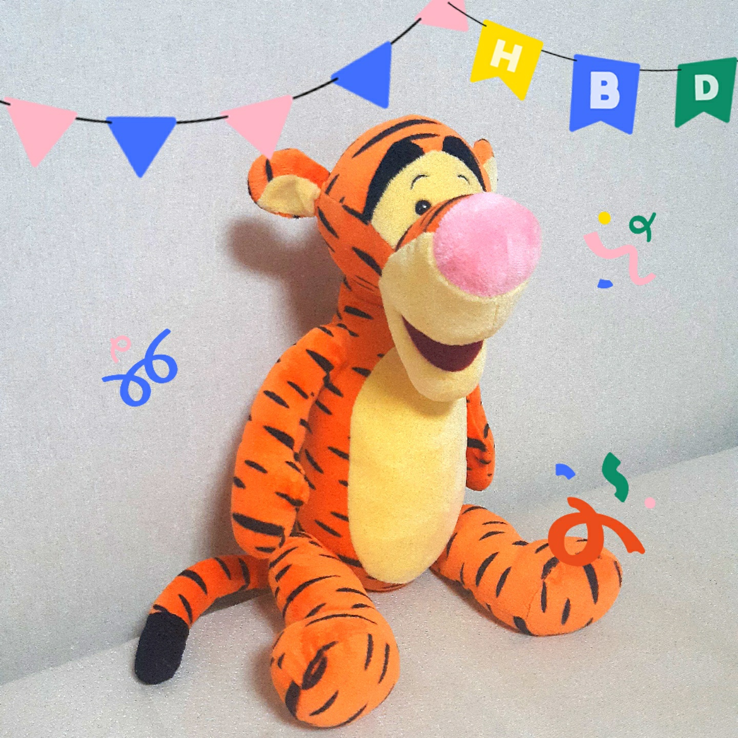 곰돌이 푸에 나오던 호랑이 칭구🐯