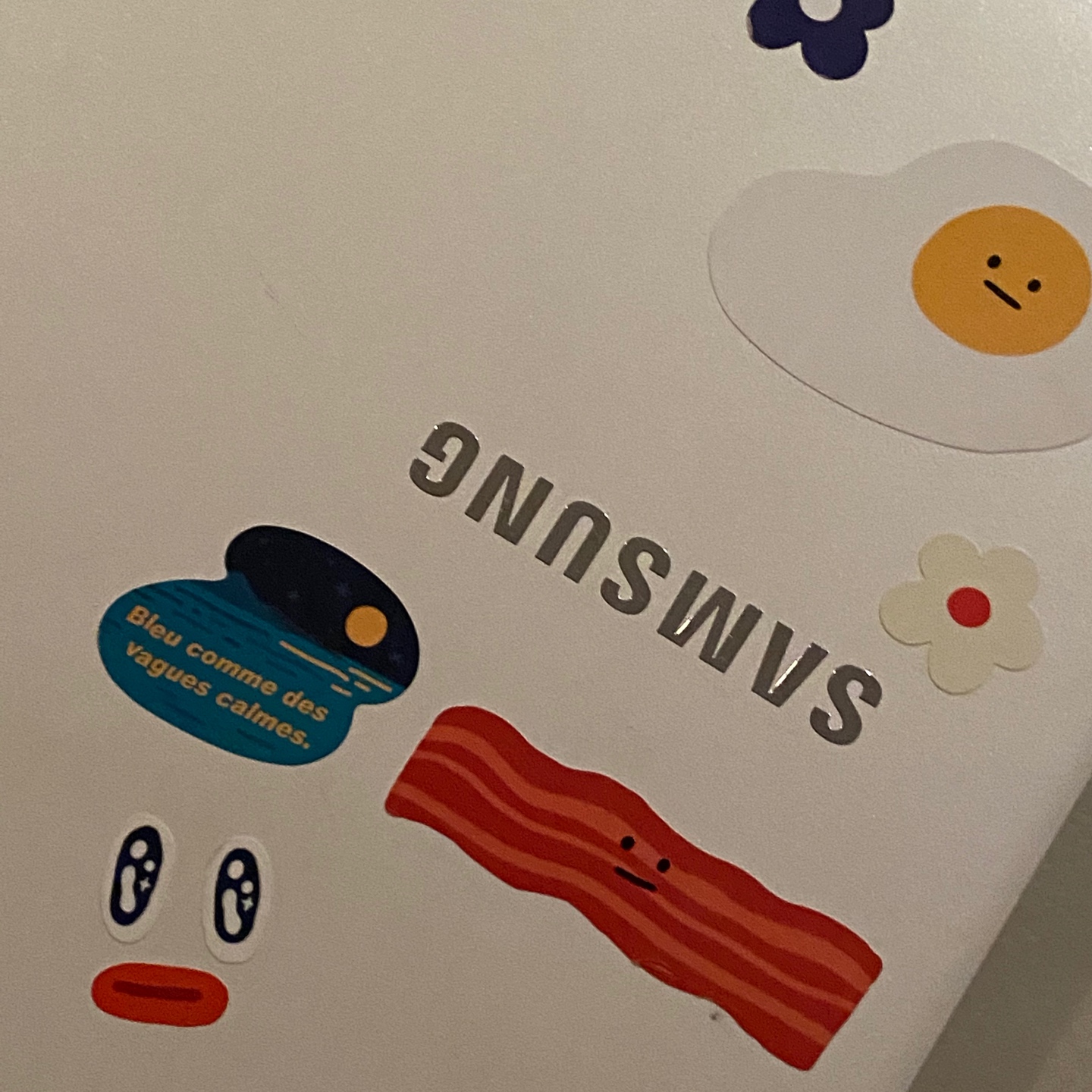스티커로 꾸미는 세상🪐